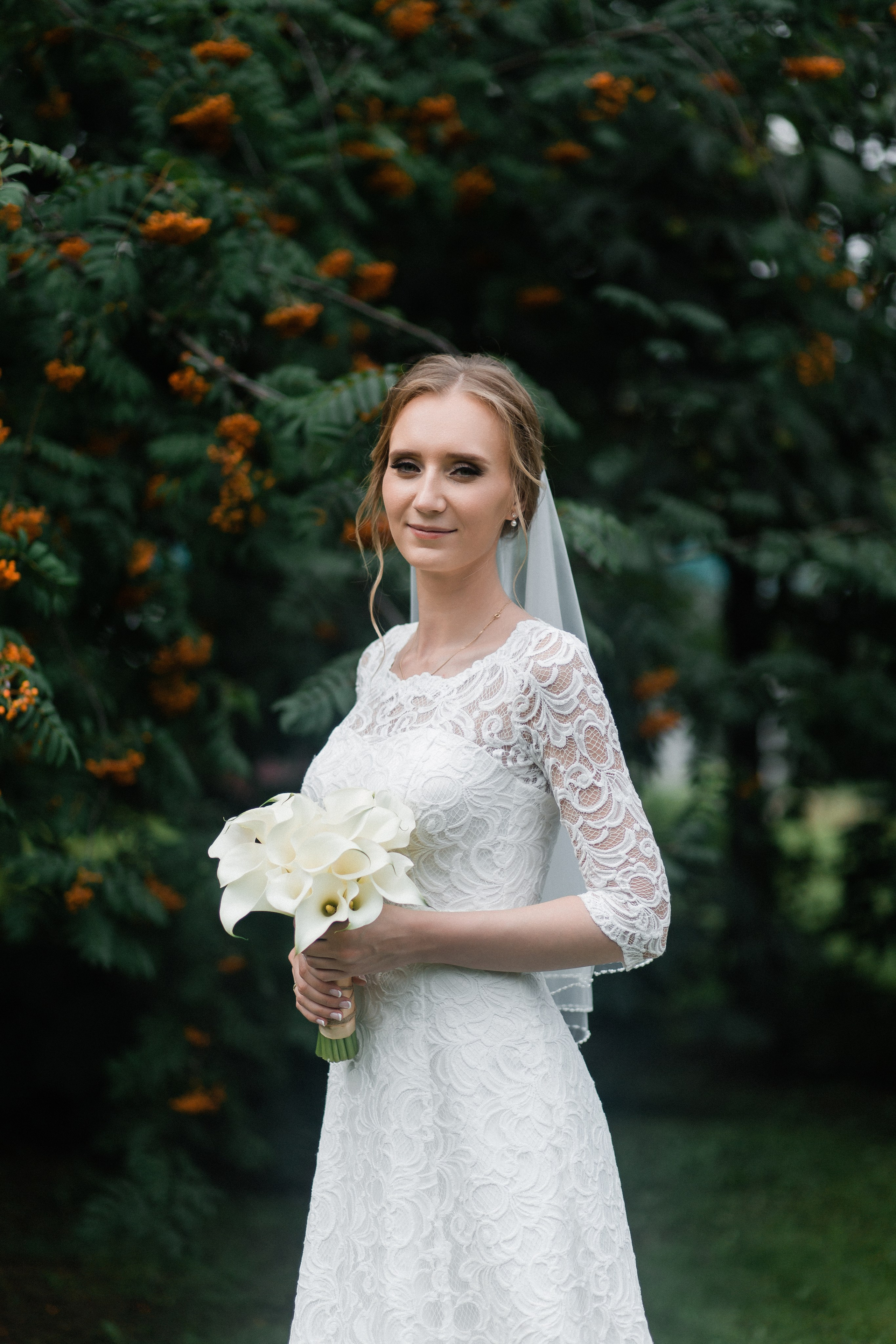 Свадебная фотосессия Сергея и Елены. Наш свадебный день. Видеосъемка и фотосъемка свадеб. Фотограф и оператор на свадьбу. Видеосъемка подкастов, собственная видео-фотостудии. Предметная фотосъемка