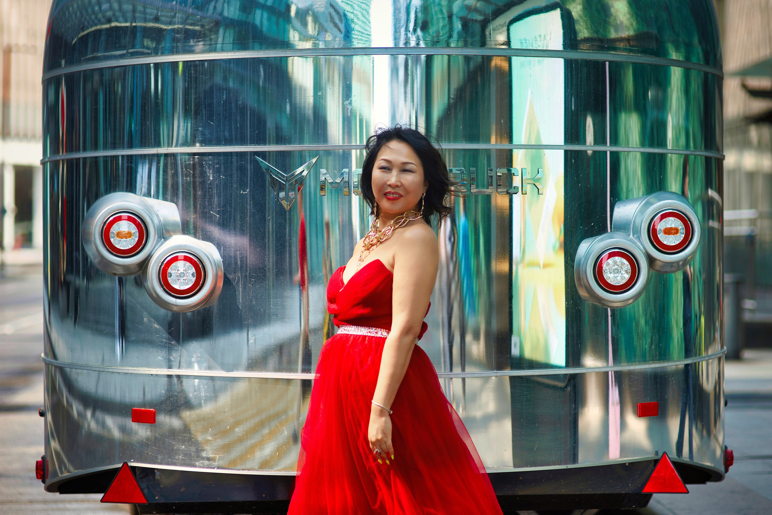 Женский портрет в Москва-Сити. Фотограф Владимир Артамонов