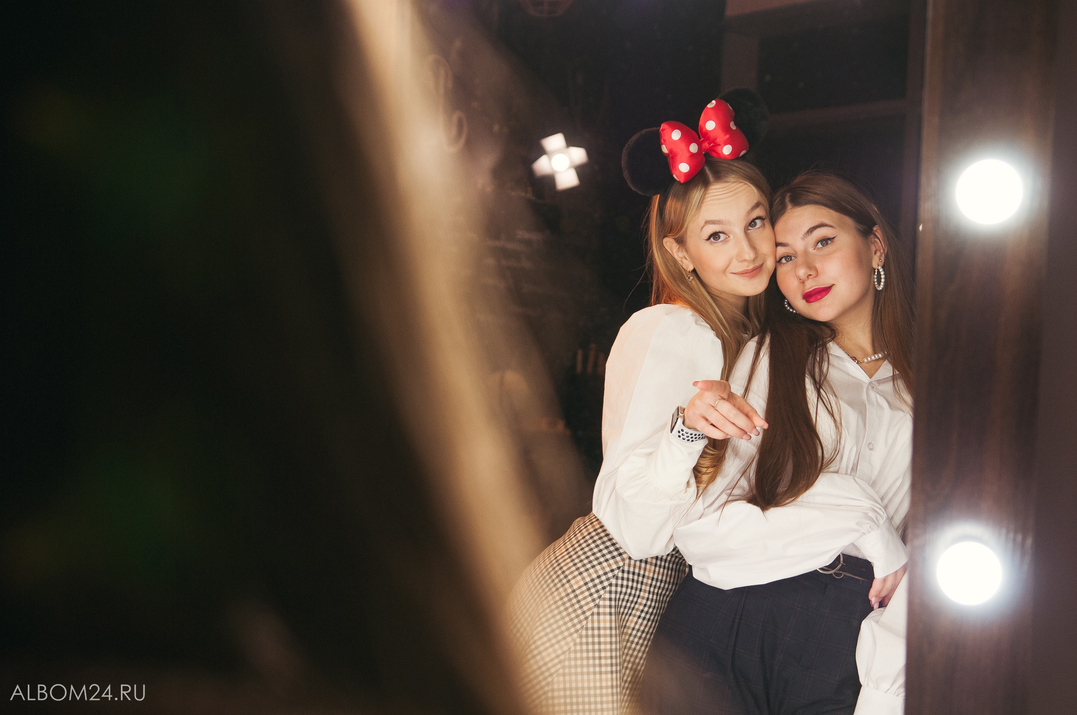 Съемка на выпускной альбом Школа № 145, 11И. Выпускные альбомы и фотосъемка в Красноярске