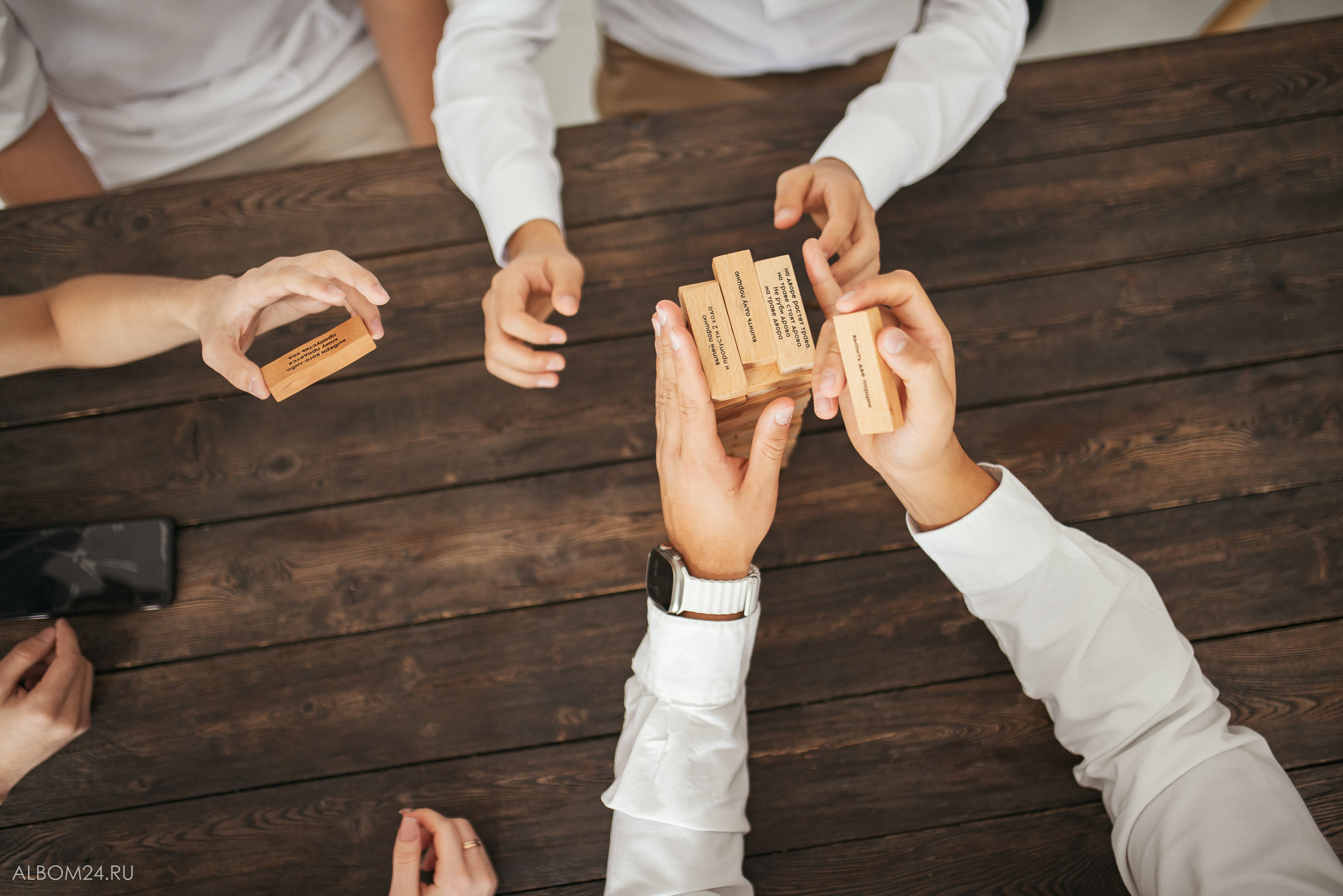 Съемка на выпускной альбом Школа № 148, 9Б. Выпускные альбомы и фотосъемка в Красноярске