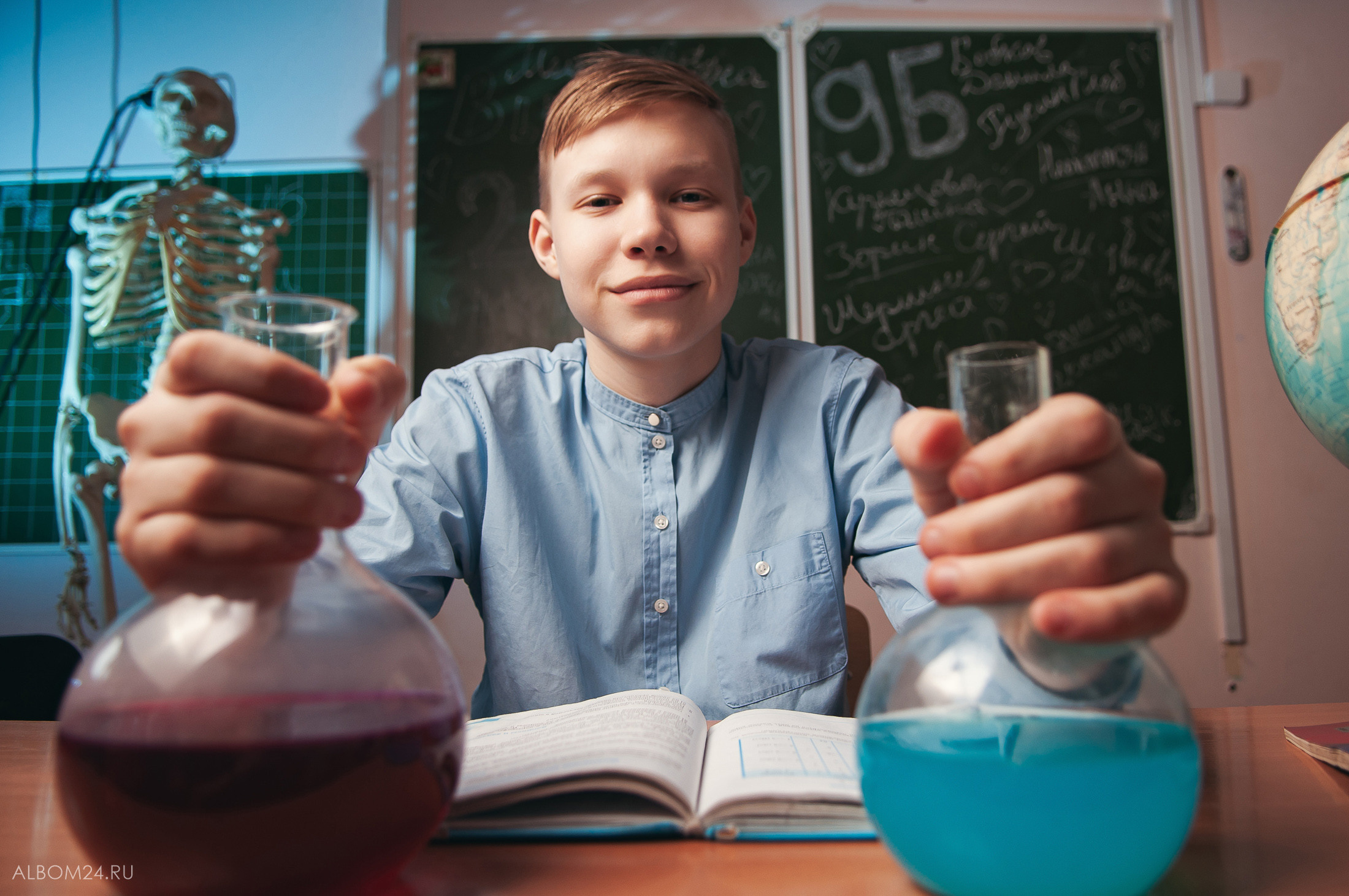 Съемка на выпускной альбом Школа № 2 (Емельяново), 9Б. Выпускные альбомы и фотосъемка в Красноярске