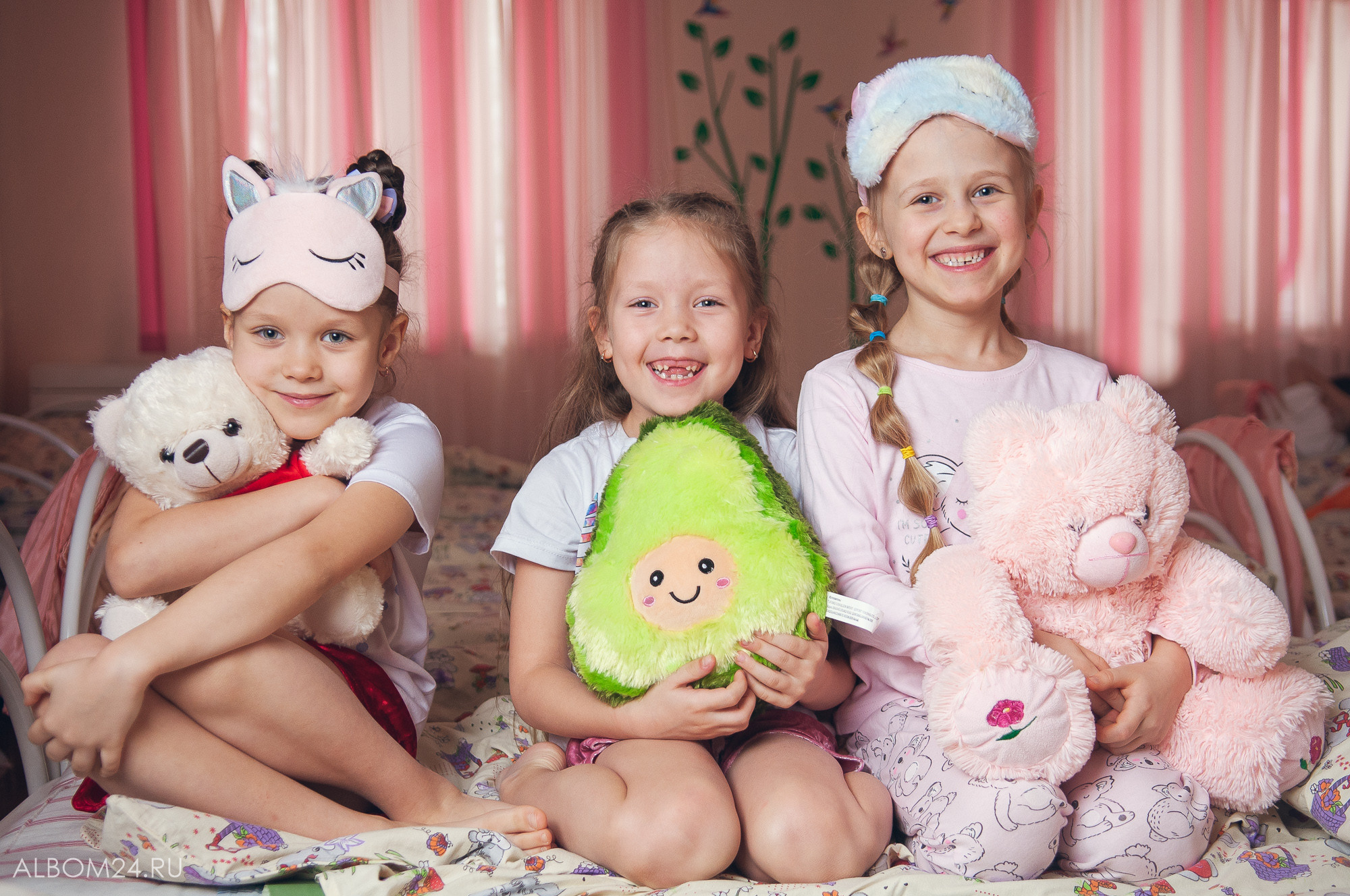 Съемка на выпускной альбом Сад 321 гр. Подснежник. Выпускные альбомы и фотосъемка в Красноярске