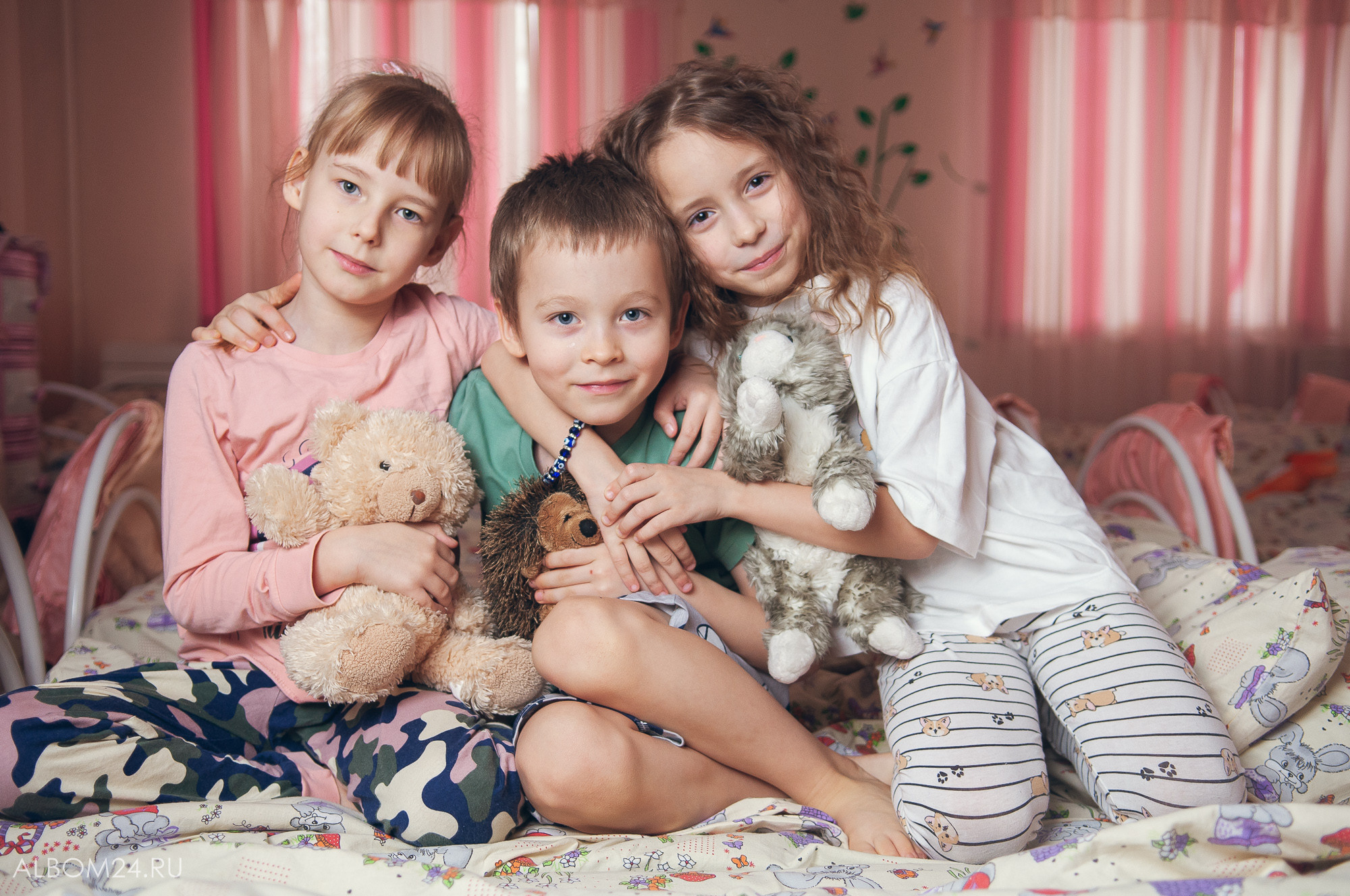 Съемка на выпускной альбом Сад 321 гр. Подснежник. Выпускные альбомы и фотосъемка в Красноярске