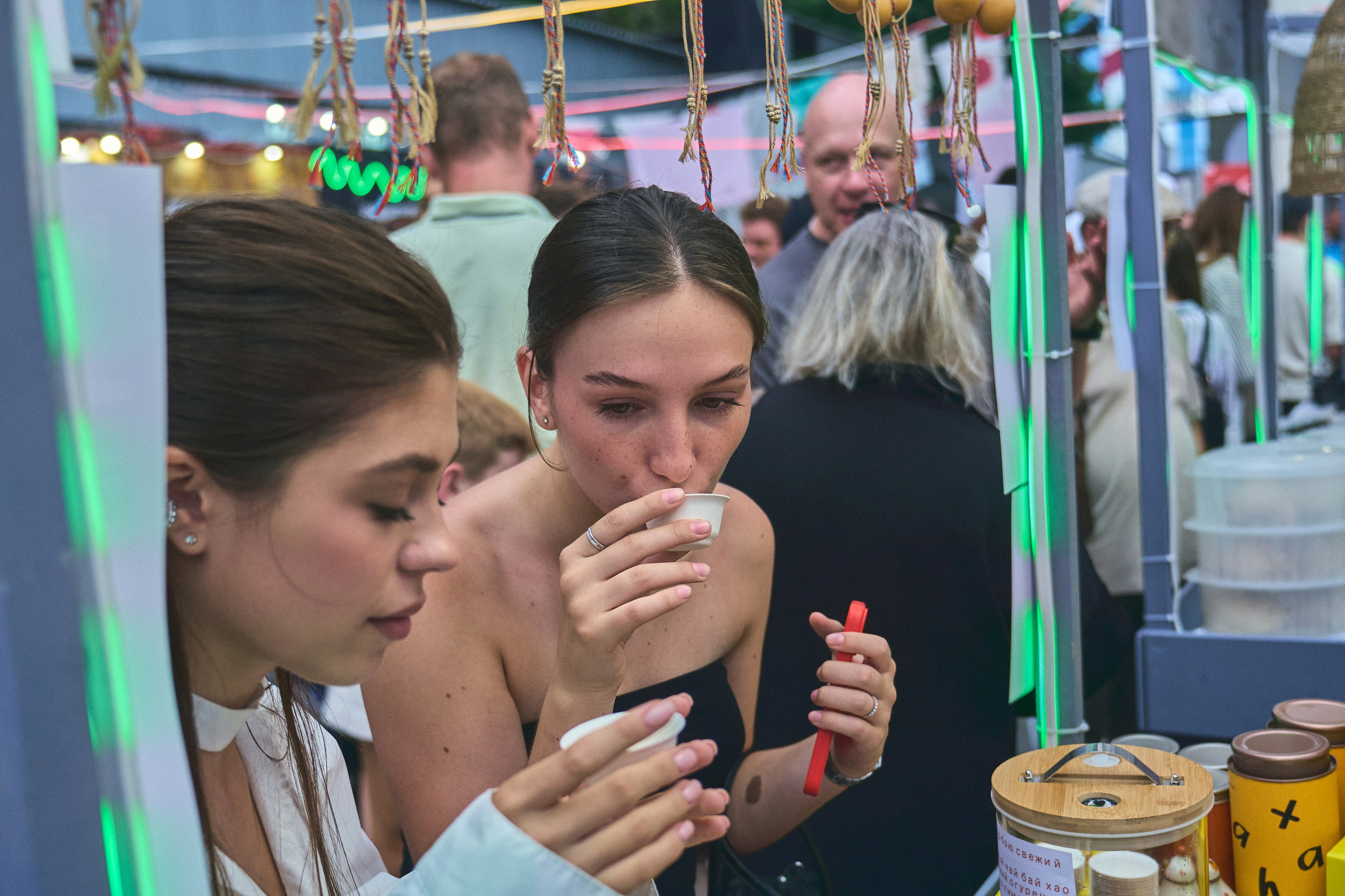 Asian Night Market. Фотограф во Владивостоке