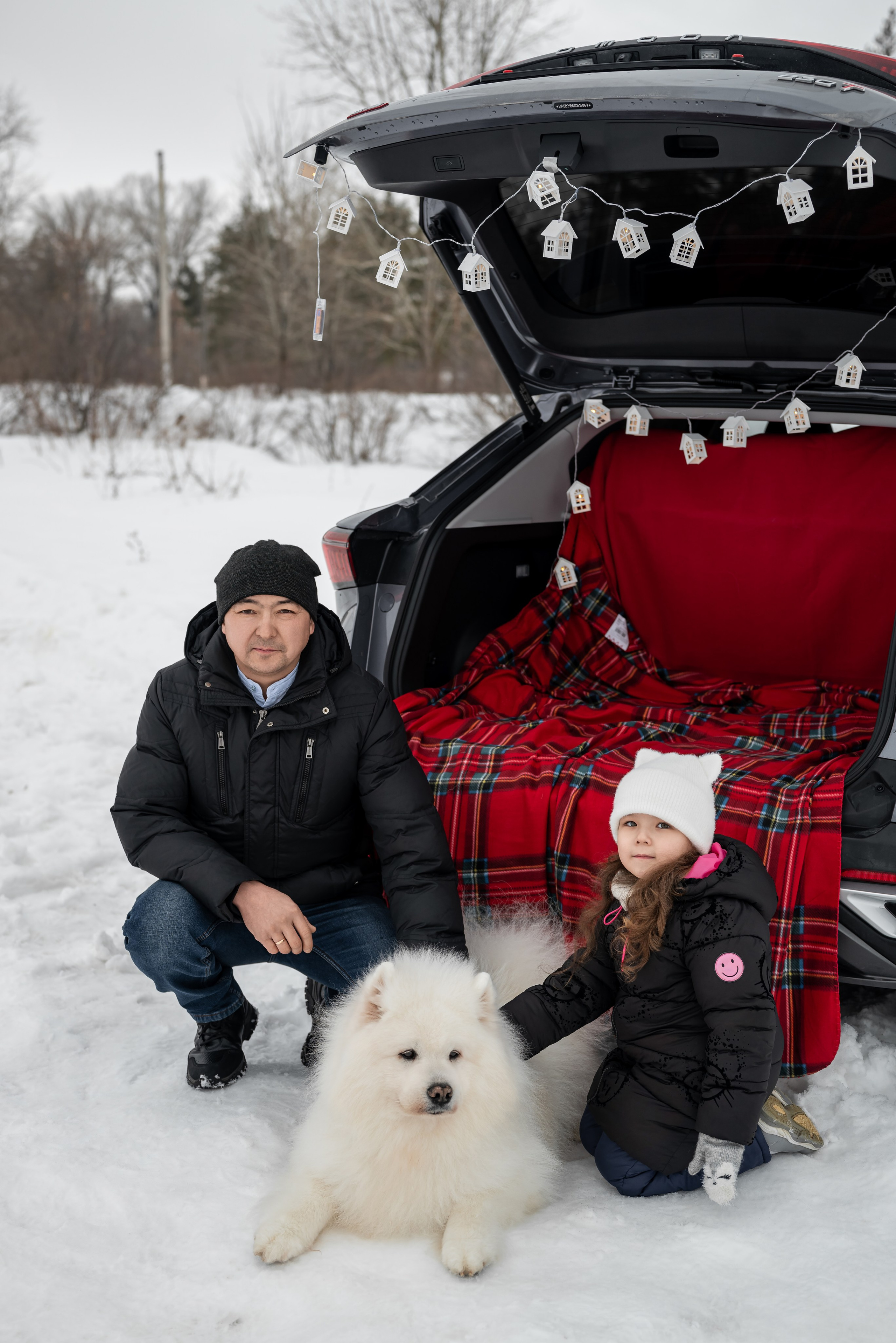 Фотопроект с Платоном и машиной на улице. Фотограф в городе Салават