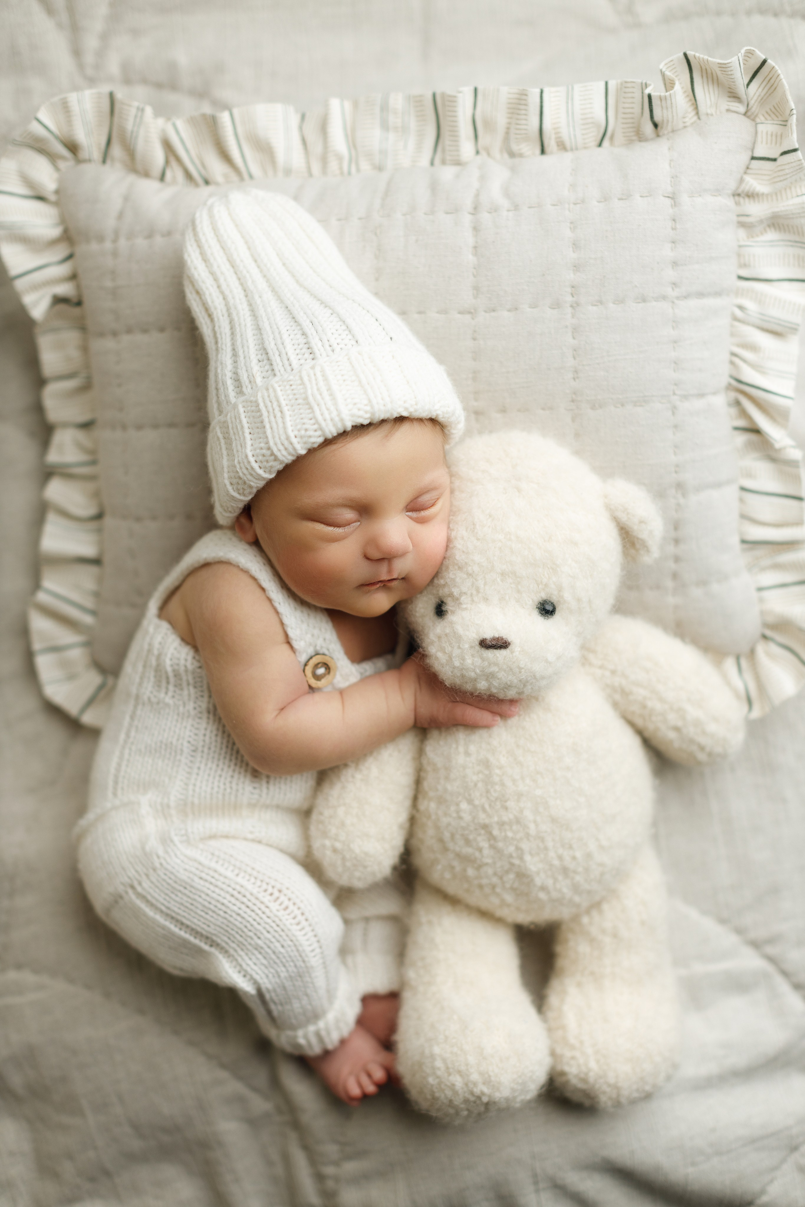 Новорожденные. Алена. Профессиональная детская и семейная фотостудия в Краснодаре