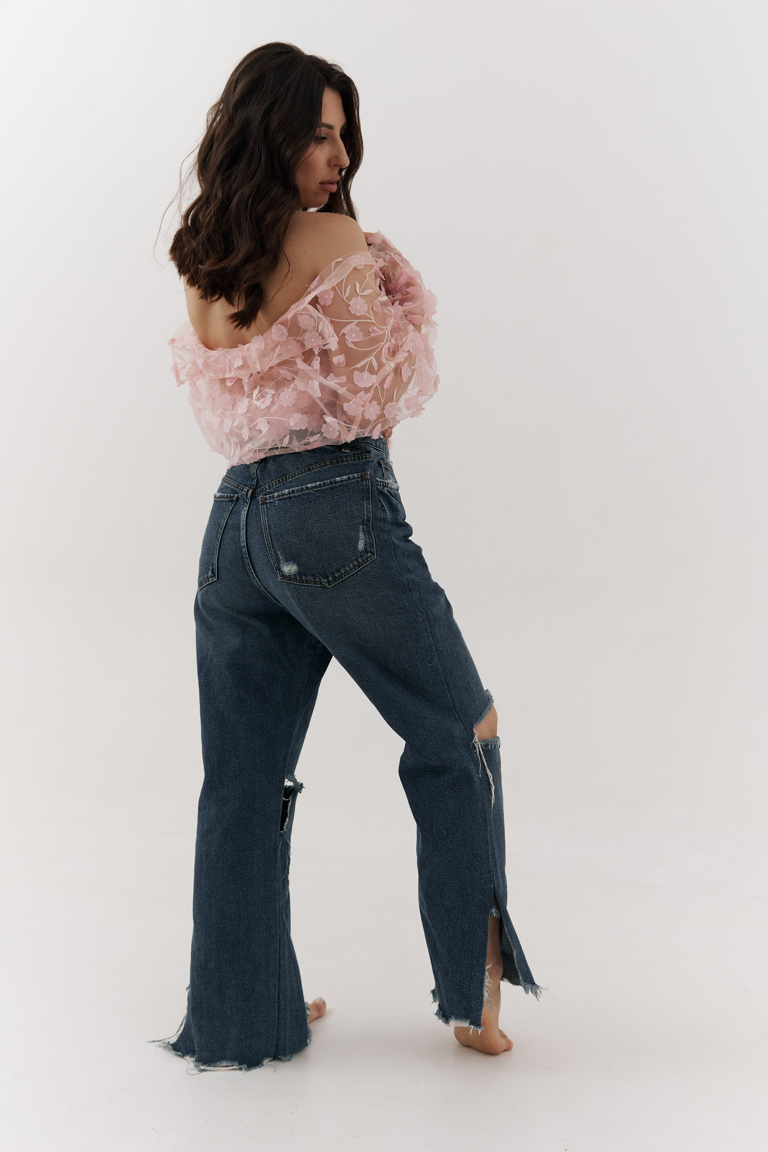 Съёмочный гардероб. Фотограф в стиле минимализм Тюмень