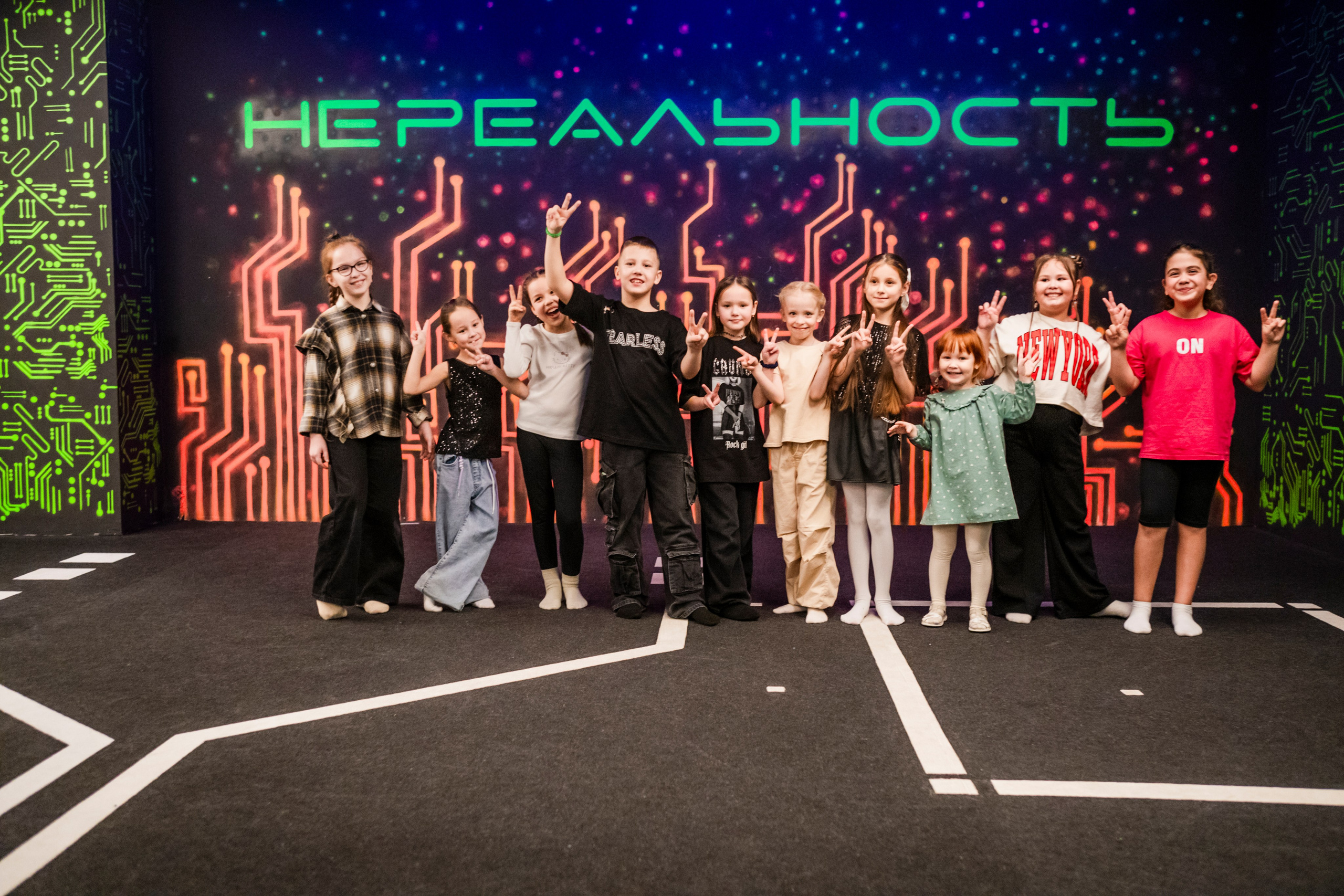 VR (November-December 2024). Felixtones