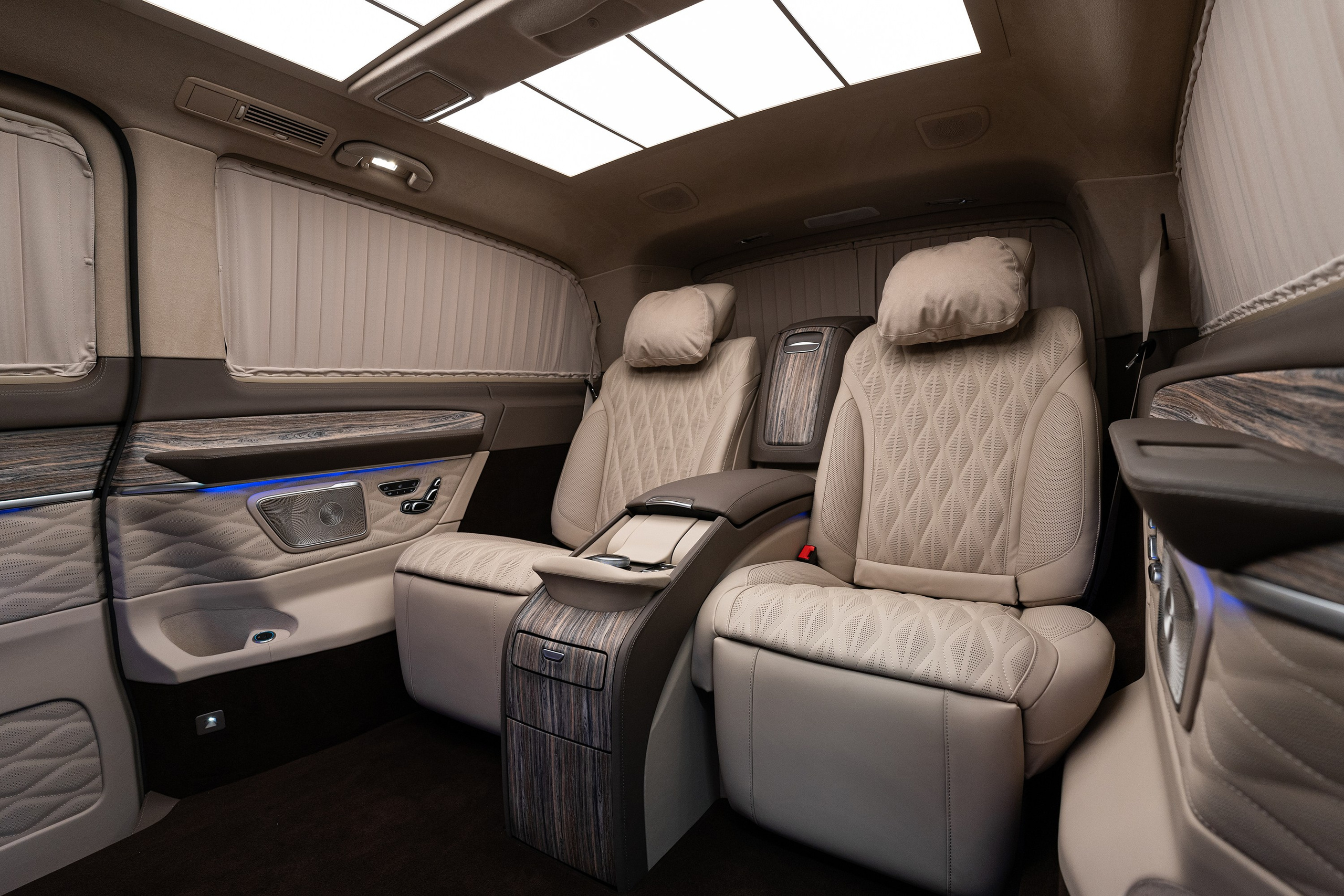 V-Class Nuevo Classique. Автомобильный фотограф в Москве | Базилев Александр
