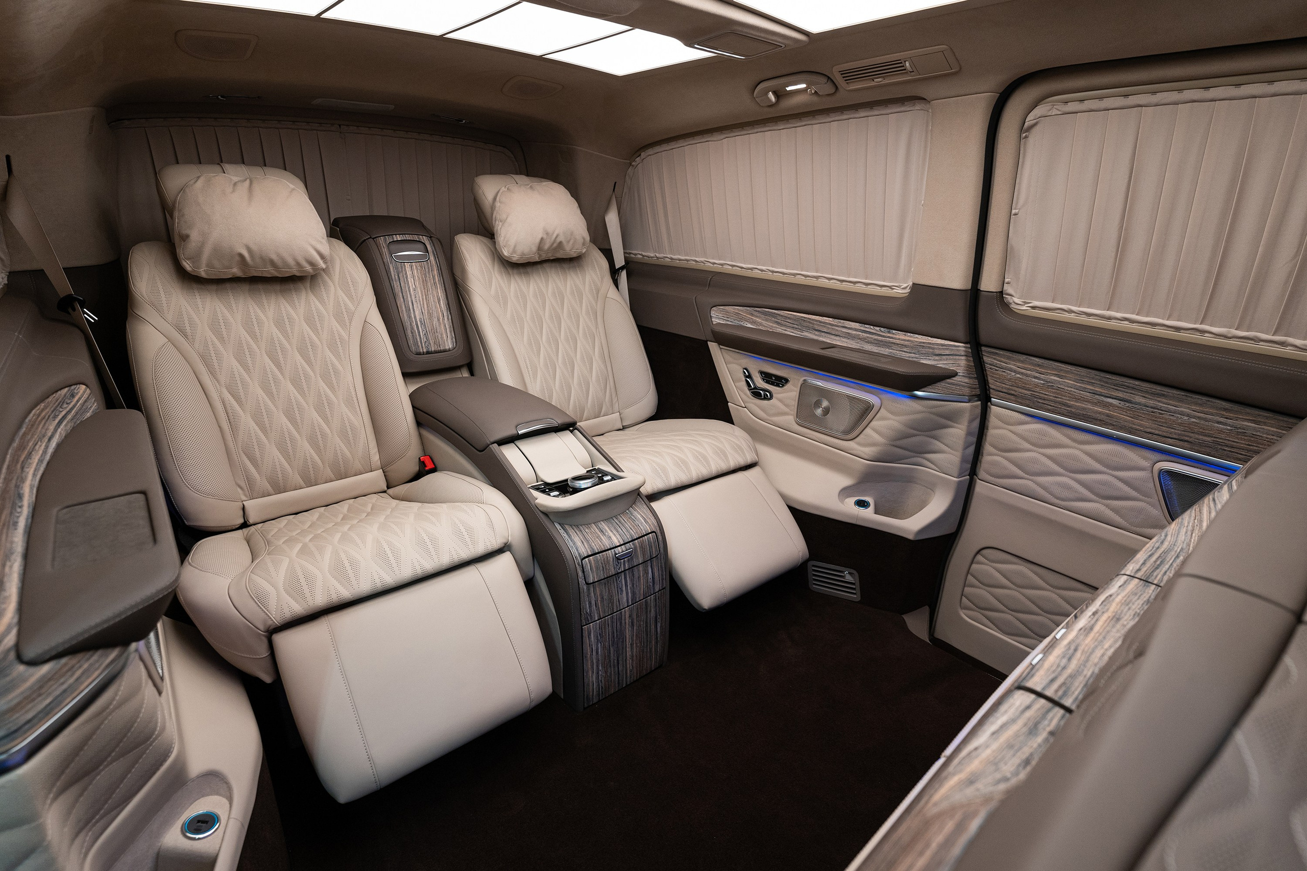 V-Class Nuevo Classique. Автомобильный фотограф в Москве | Базилев Александр