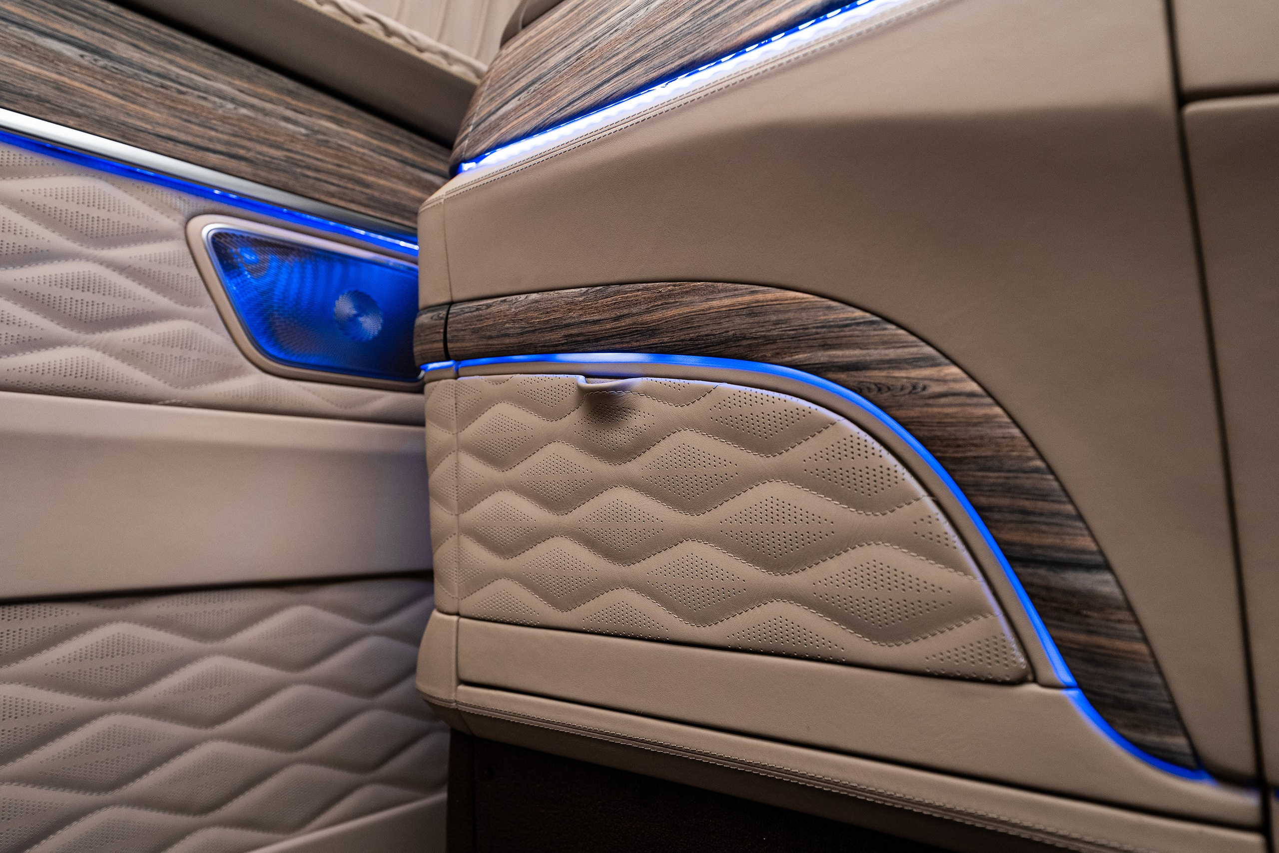 V-Class Nuevo Classique. Автомобильный фотограф в Москве | Базилев Александр