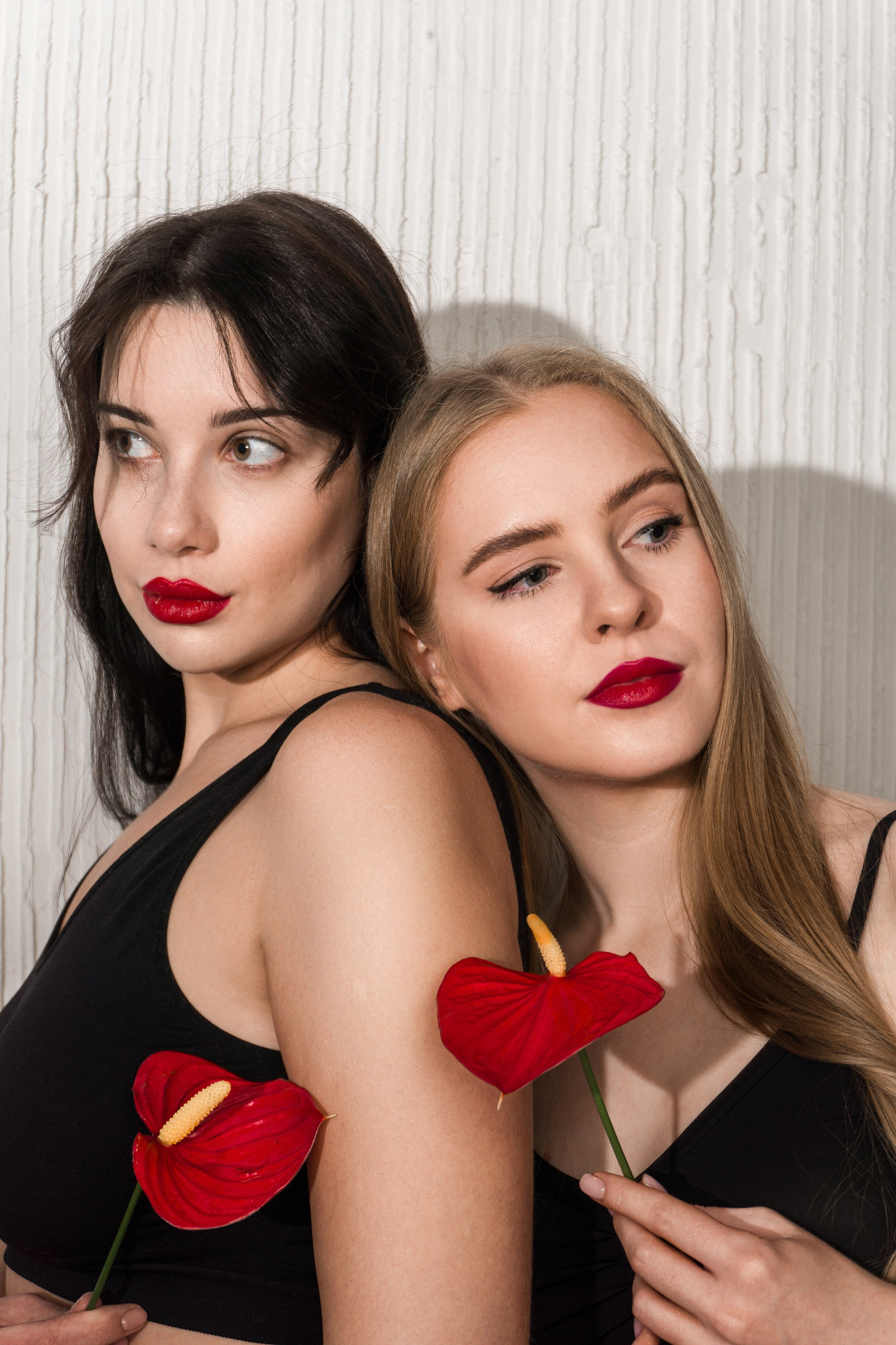 Side by side. Фотограф