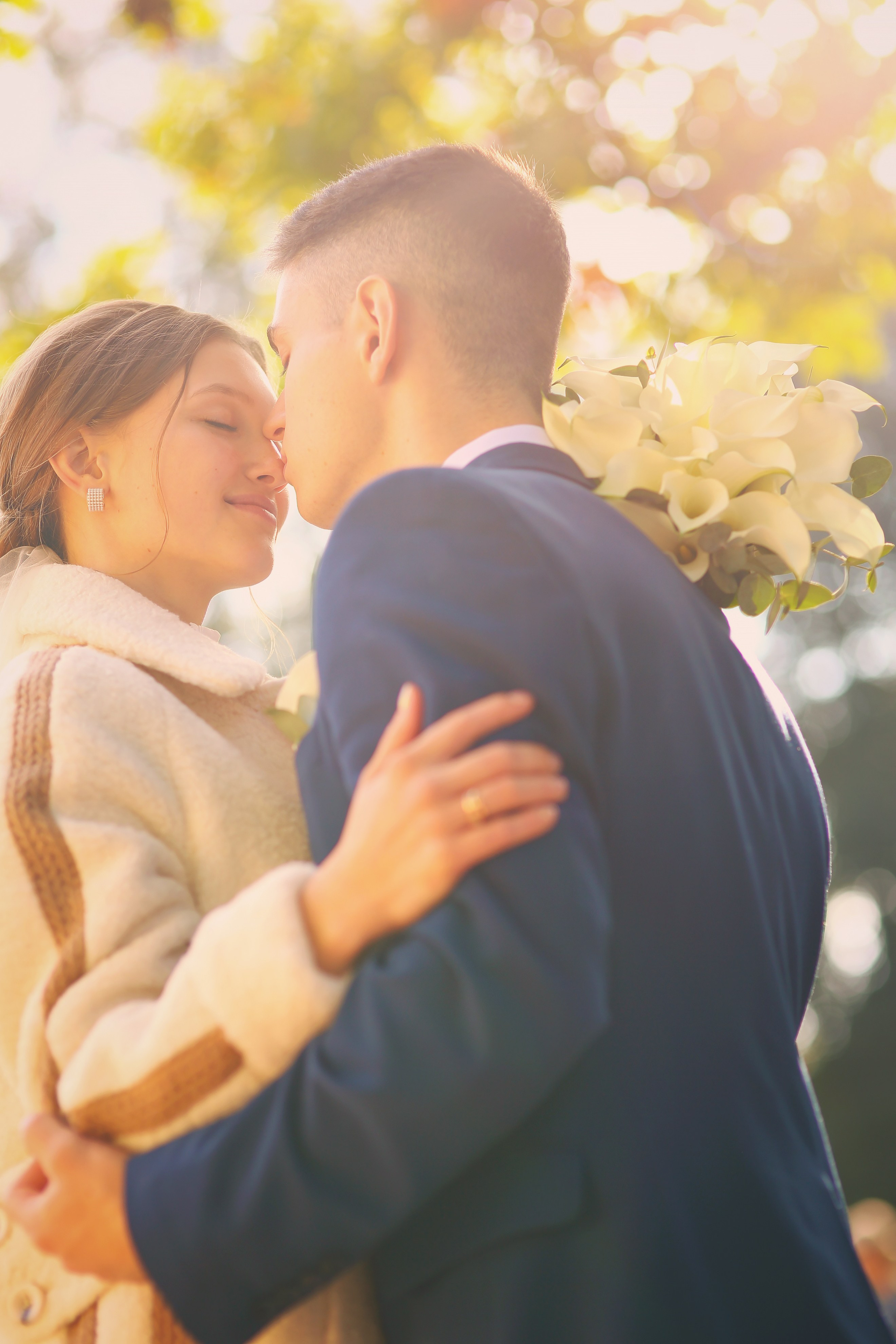 Съемка пары в осеннем городе и в студии. Свадебный и репортажный фотограф в Ярославле и Санкт-Петербурге Роман Микрюков