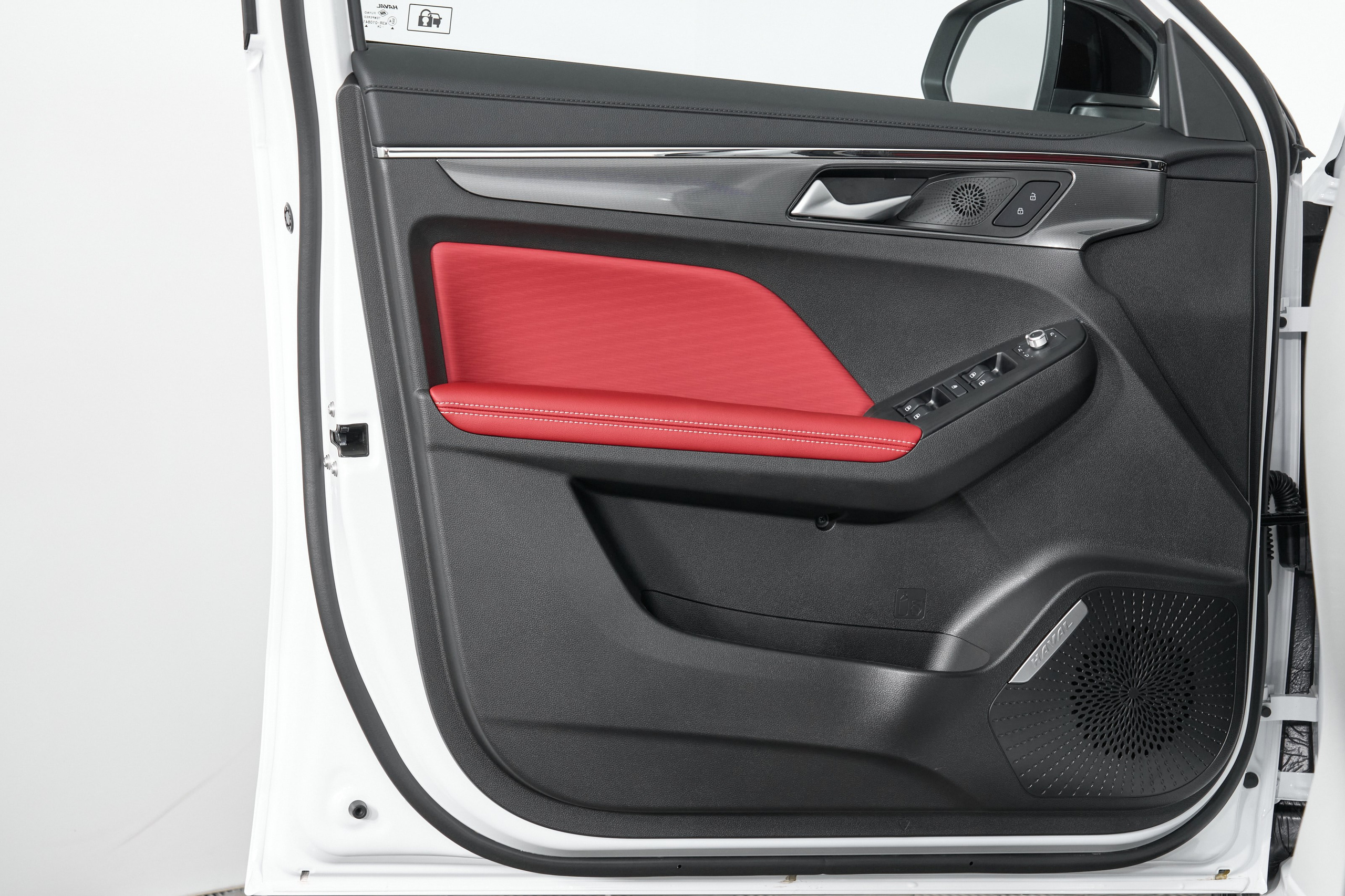 Haval Jolion. Фотограф Николай Прокофьев модельные тесты в Москве