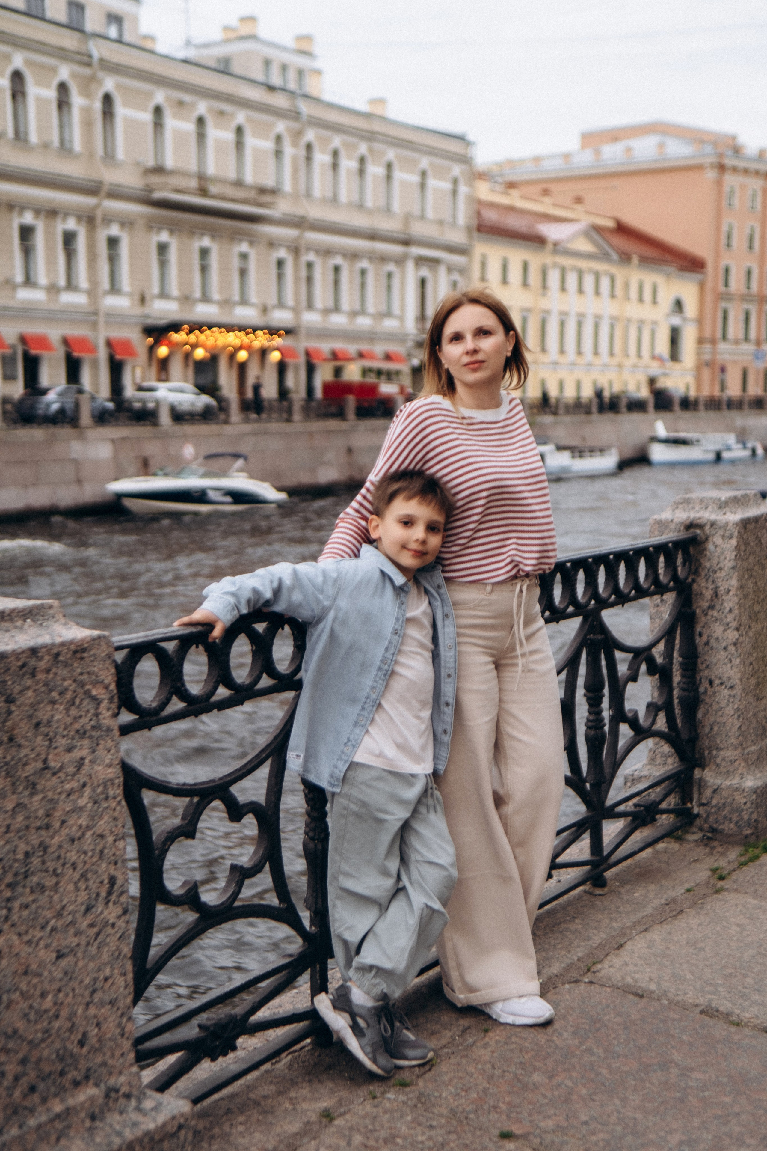 Семейная прогулочная фотосессия в Спб. Фотограф в Санкт-Петербурге Кристина Брянская