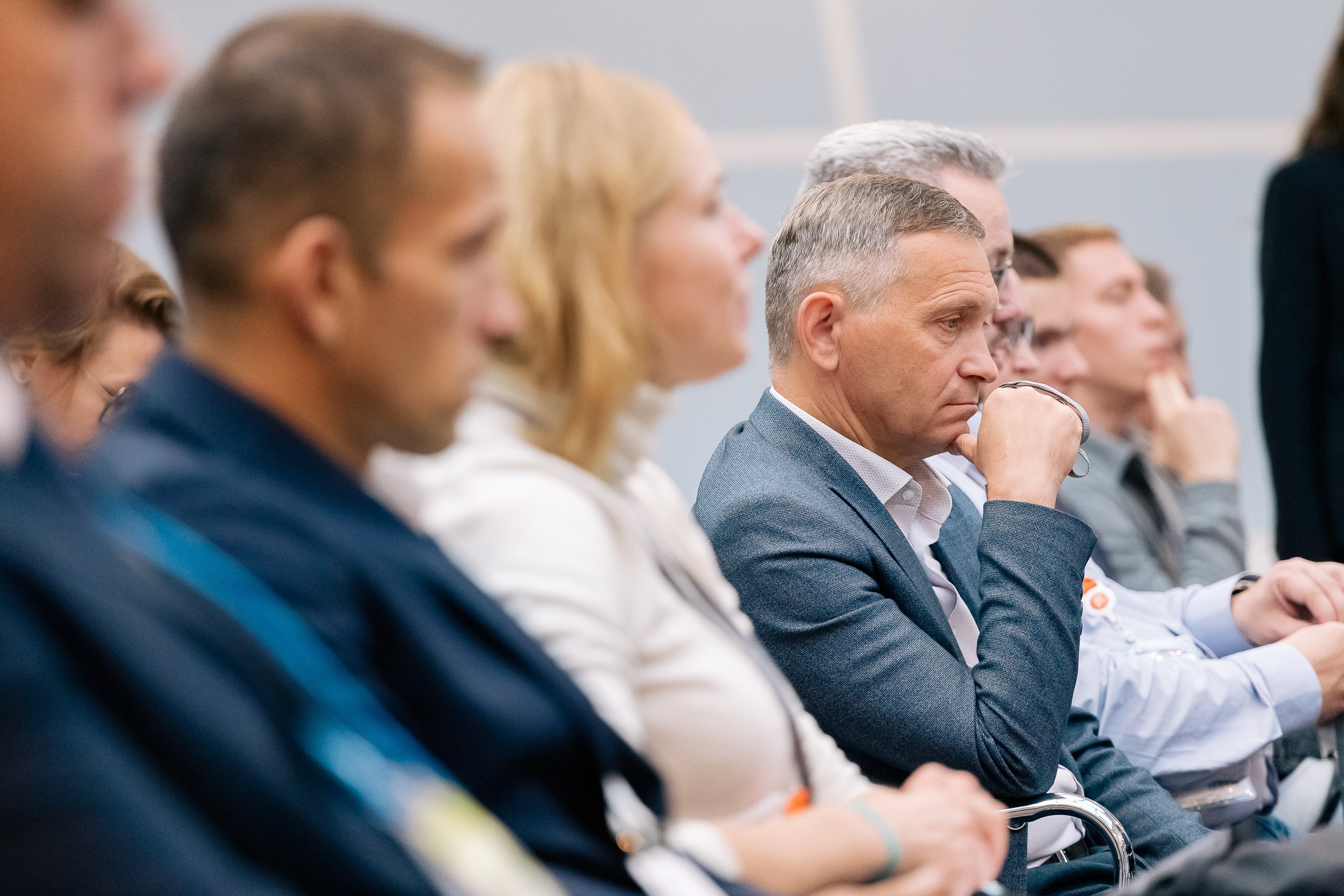 Деловой репортаж. VICTOR SAPOZHNIKOV