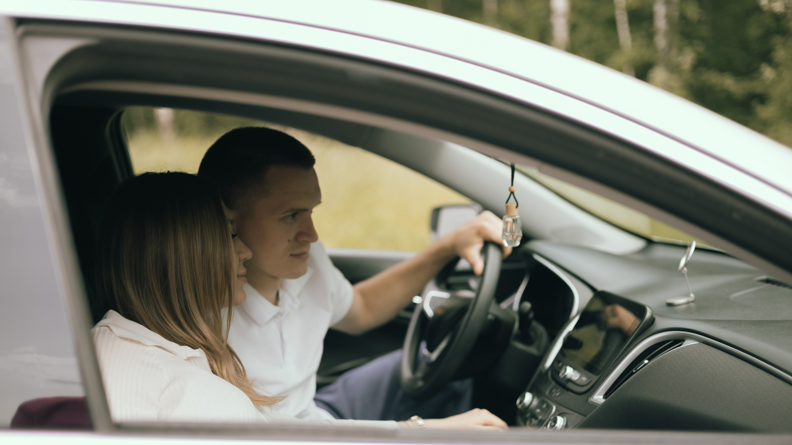 Алексей и Арина. Фотограф Julia Milton | Портреты, съемки для маркетплейсов, лавстори, съёмка беременности в Санкт-Петербурге. Обучение фотографии в Спб очно