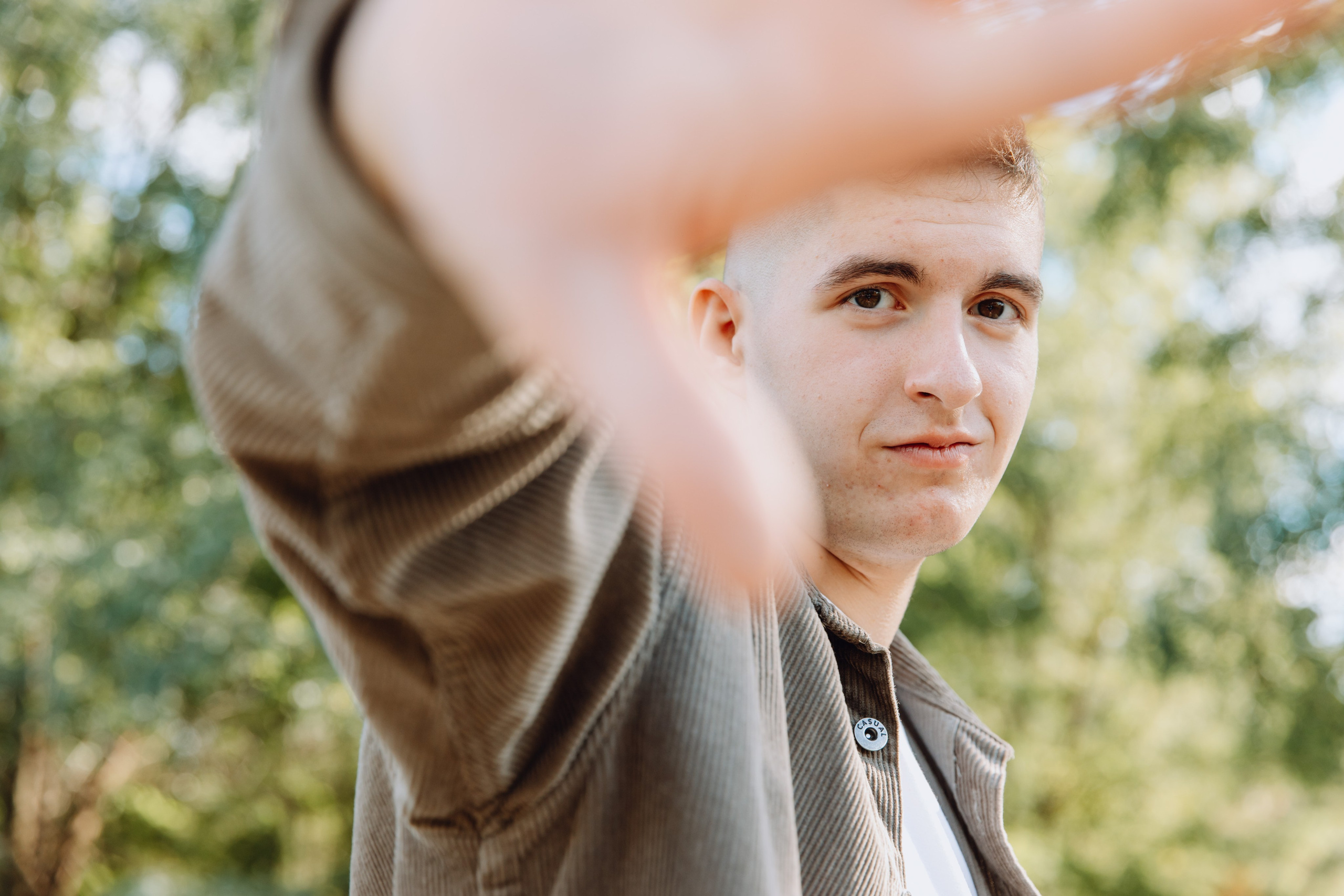 Школьные альбомы в Чернянке. Фотограф Максим Никонов