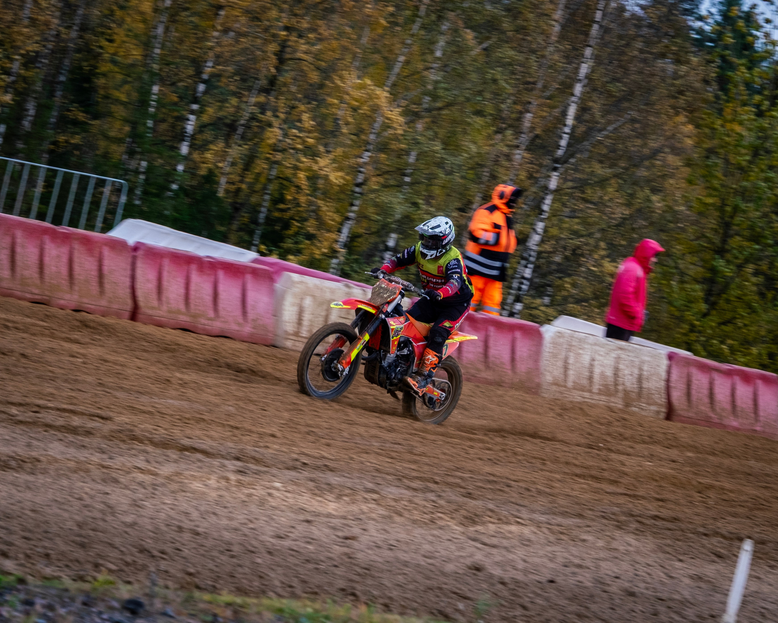 Мотокросс (Игора Драйв). Автомобильные фотографии и рисунки в Санкт-Петербурги Пашков Дмитрий