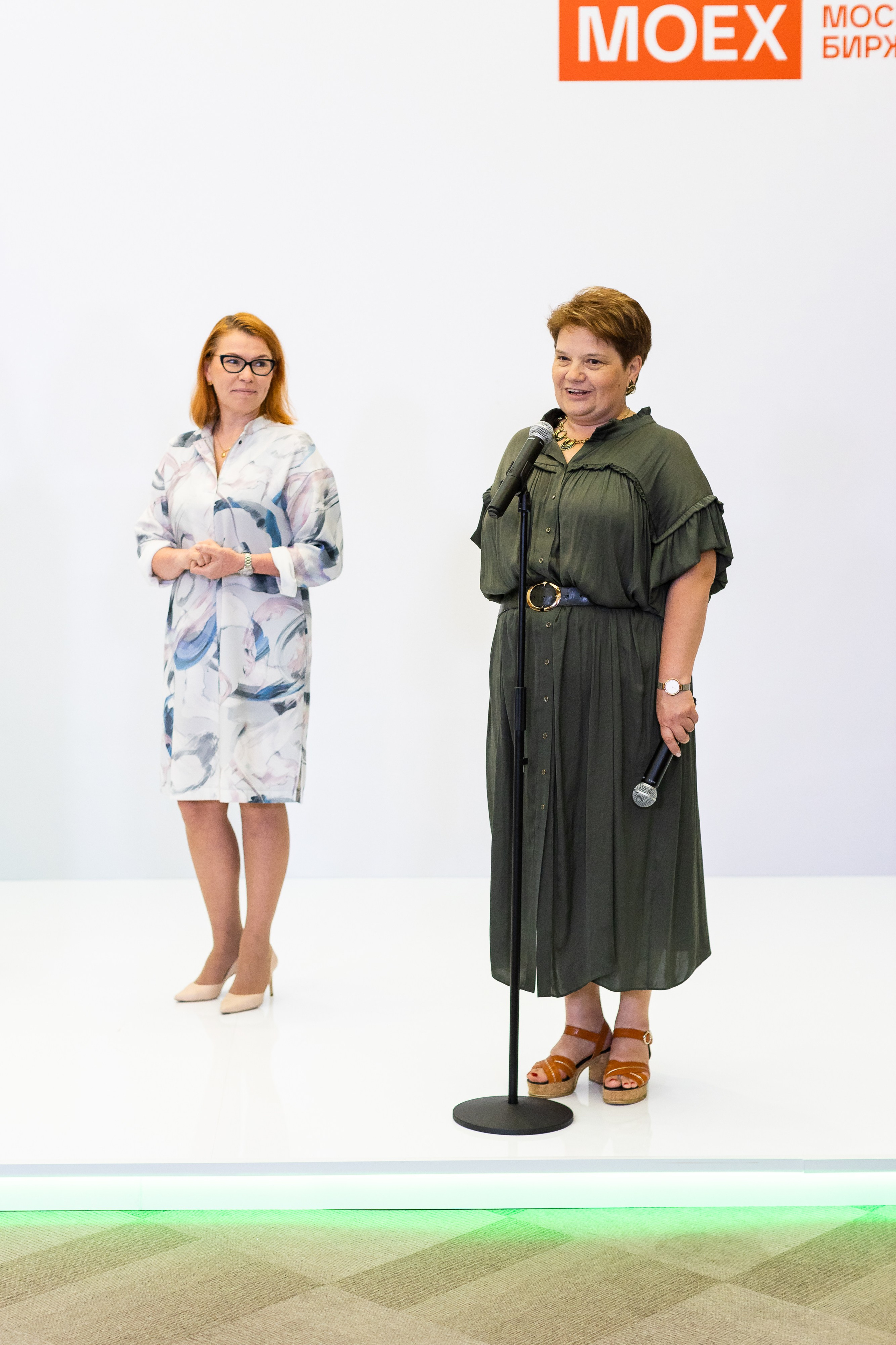 IVA на Московской бирже. Свадебный и портретный фотограф в Королёве Сергей Чихарев