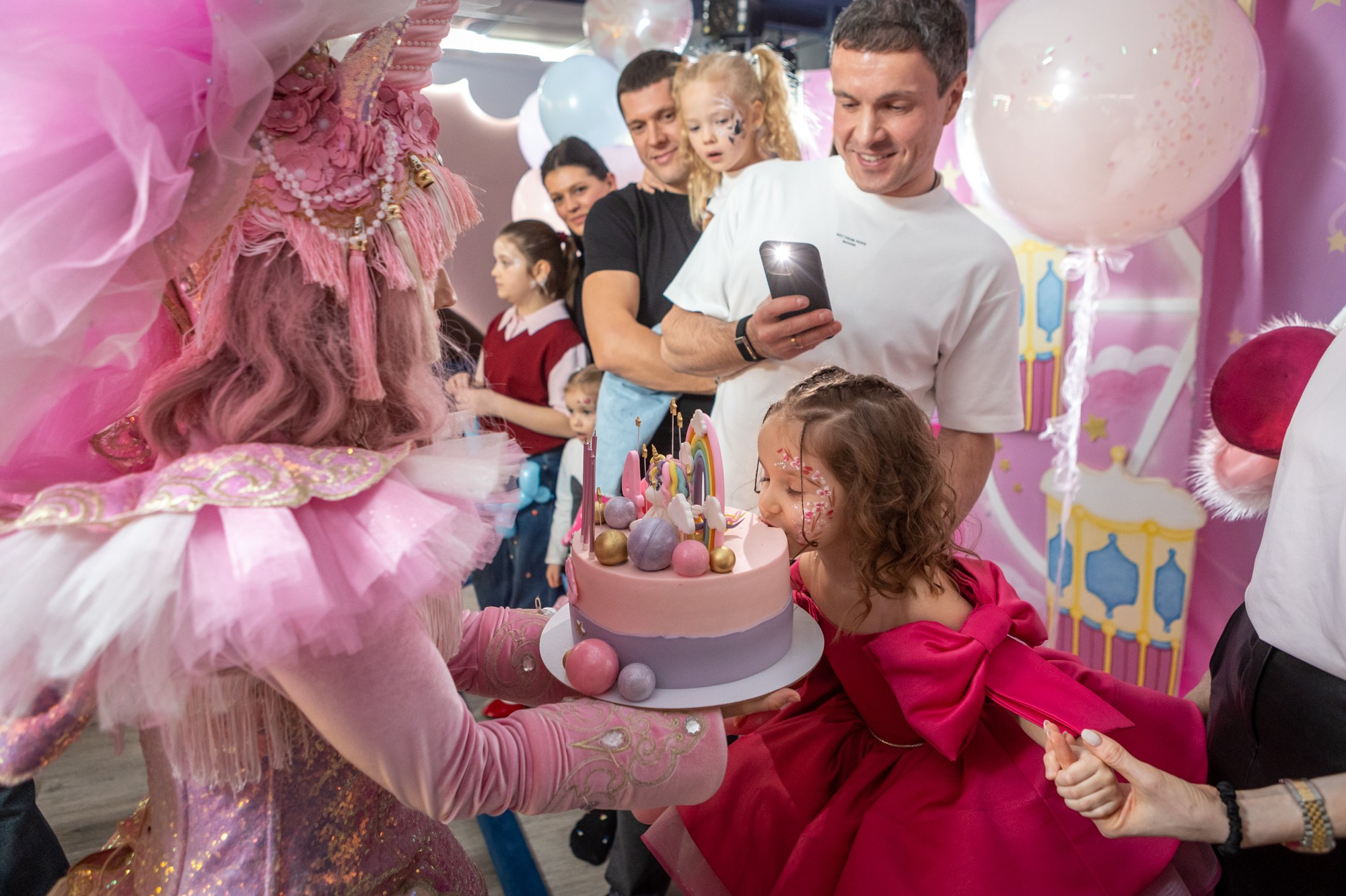 День Рождения Ксюши в Happy Land. Фотограф в Оренбурге. Профессиональный фотограф