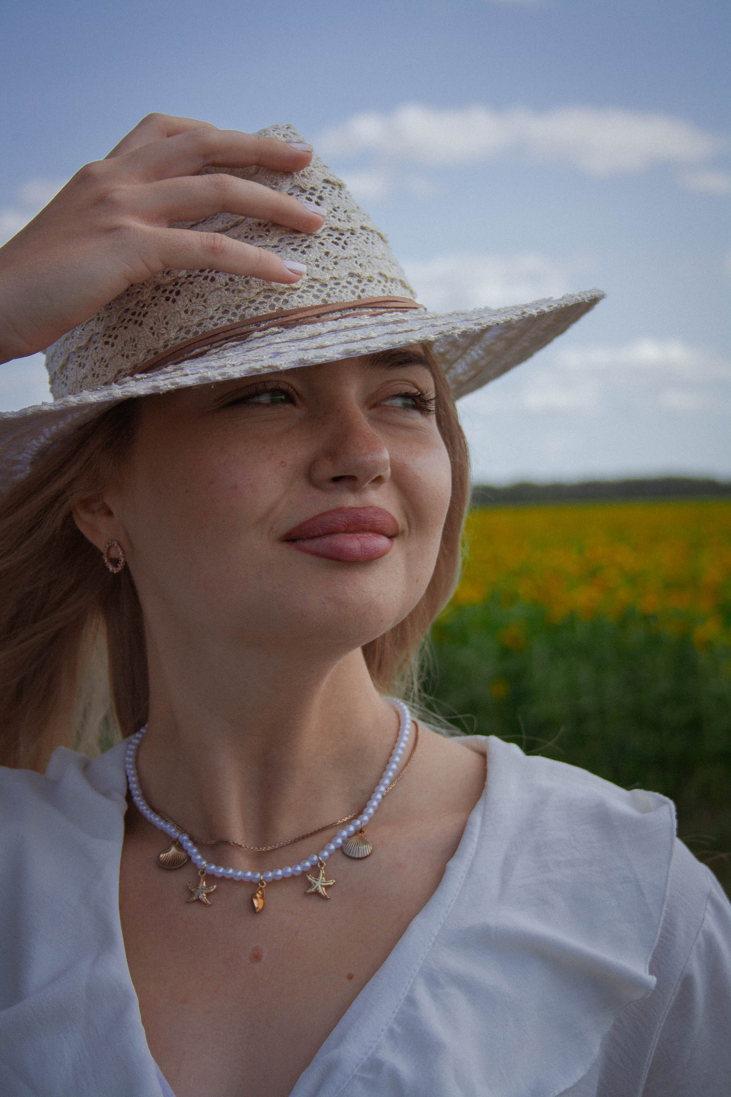 Настроение: уйти в поле с подсолнухами. Портретный фотограф в Саратове