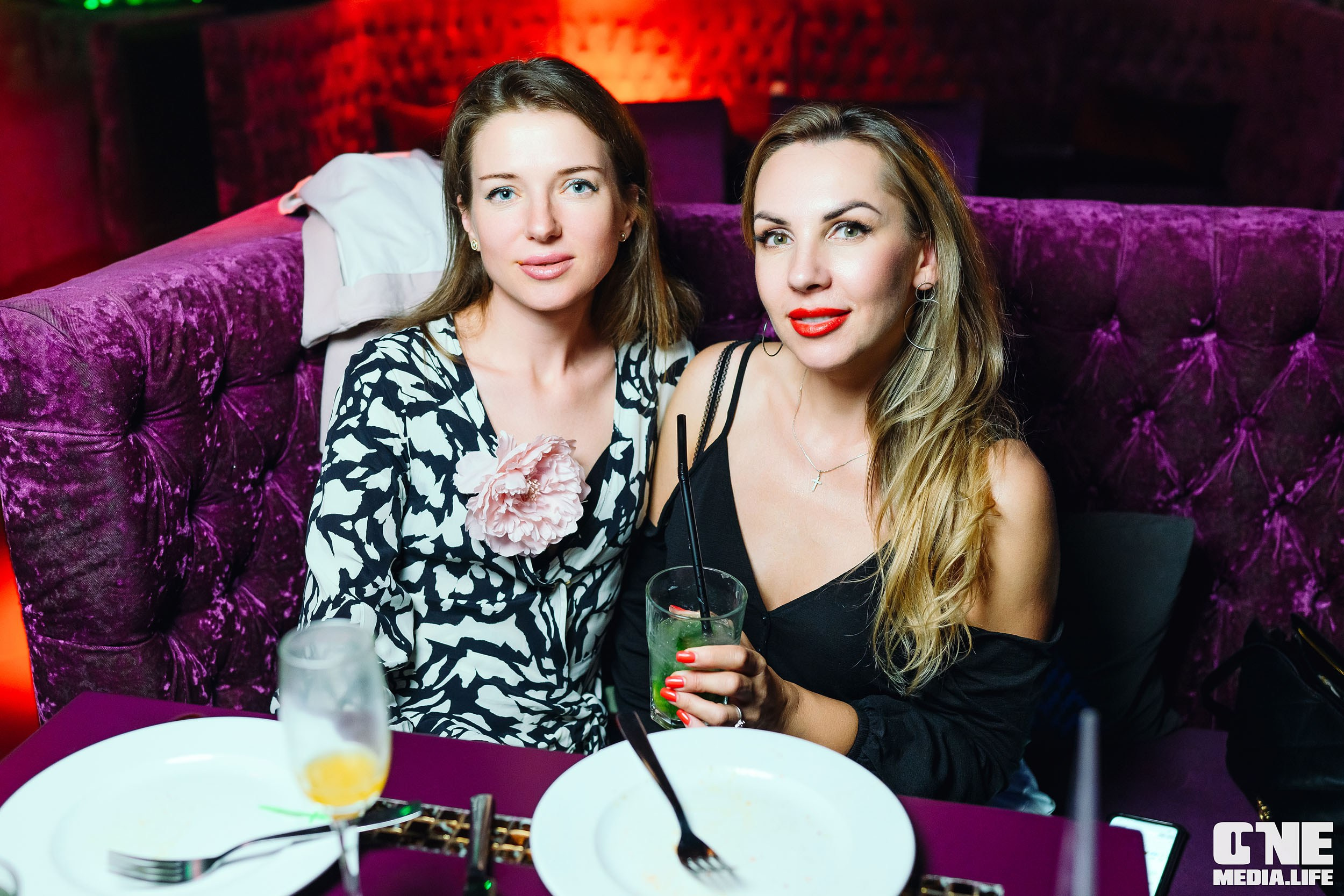 Фоторепортаж из караоке-клуба Эйфория. One Media Life: фоторепортажи, фотоотчеты с мероприятий и заведений