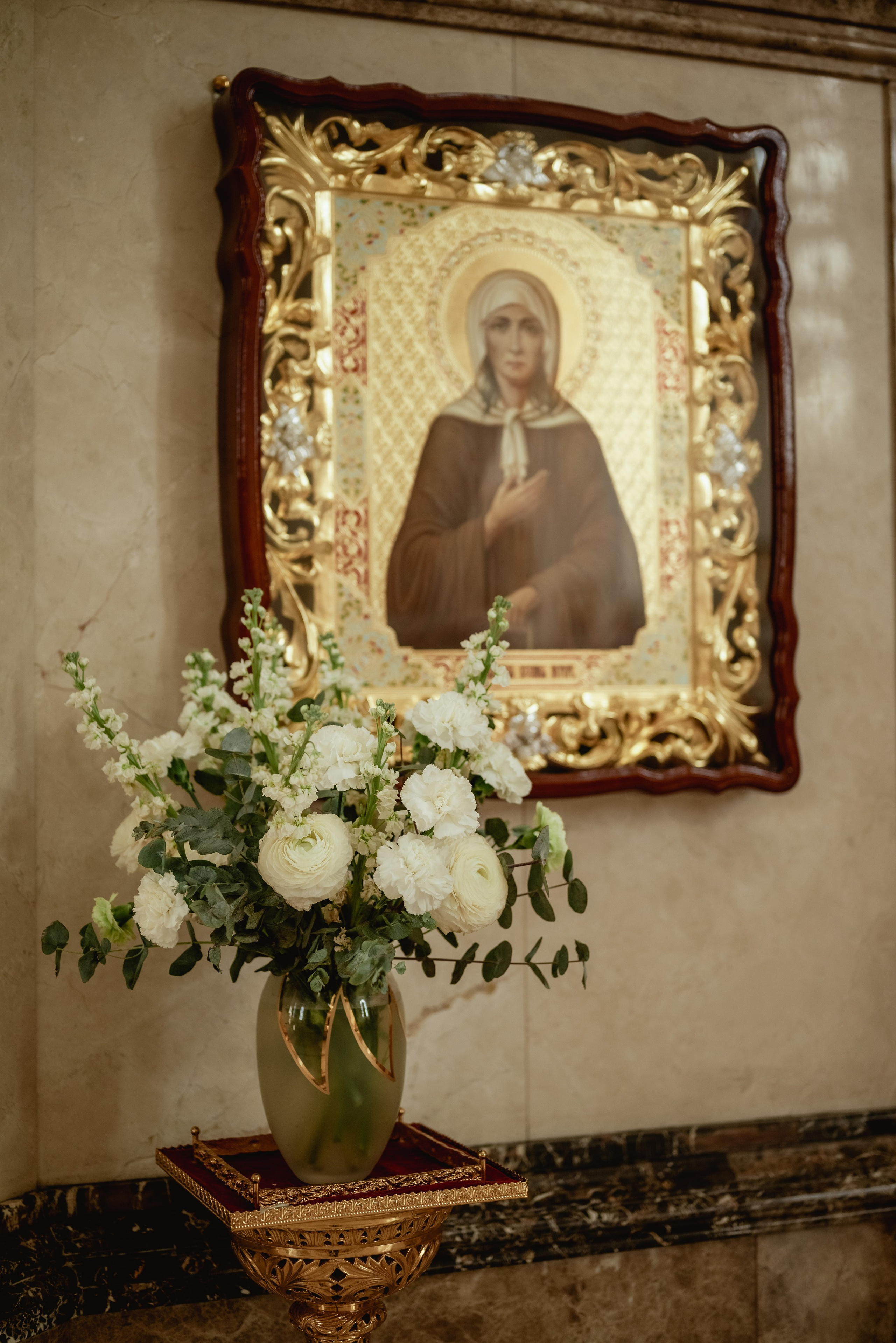 Крещение в храме Петра и Февронии. Юлия Басня семейный и свадебный фотограф в Донецке