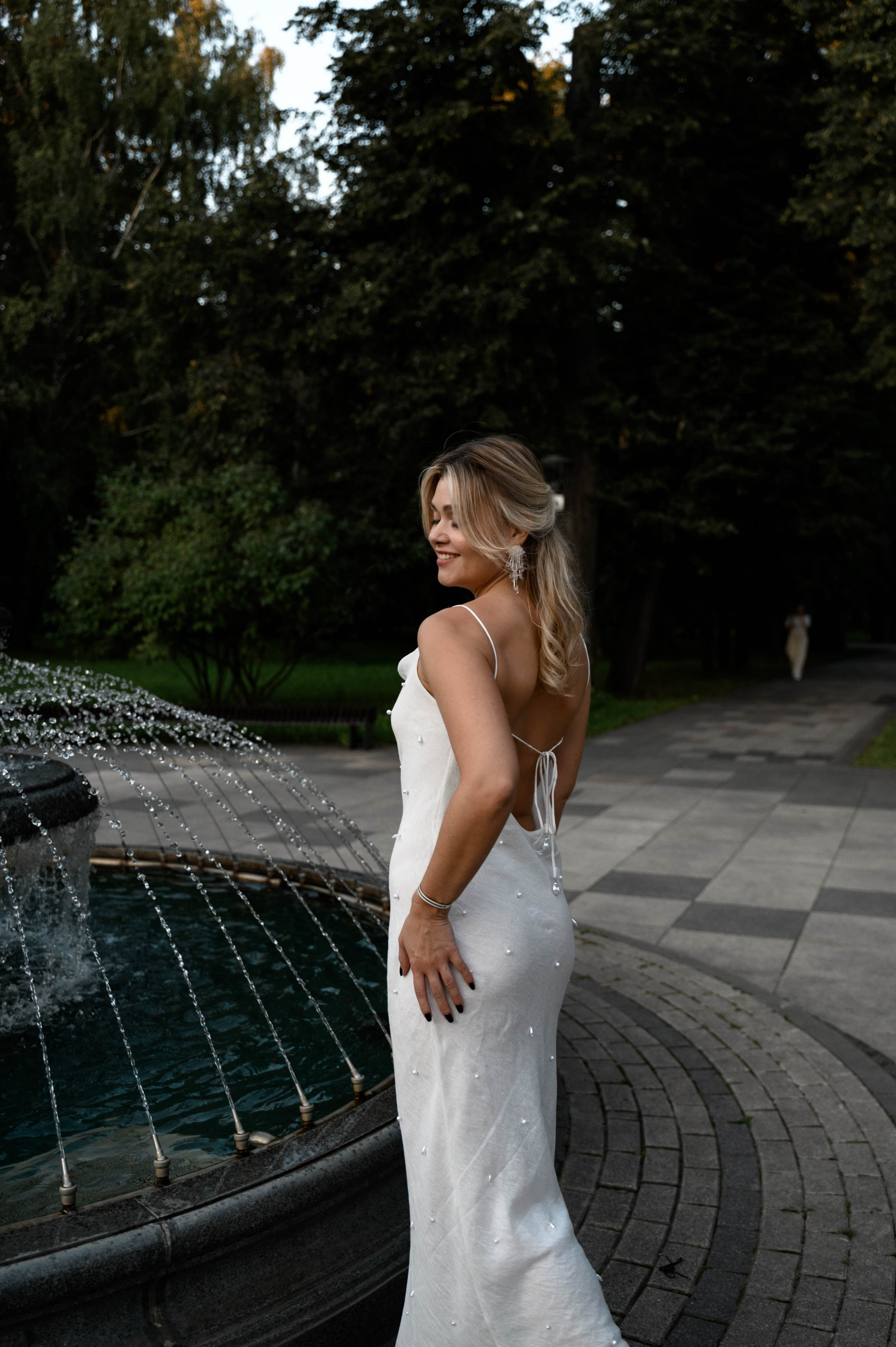 Лена в ботаническом Саду. Портретный и Фитнес фотограф в Москве Владислава Рыбалкина