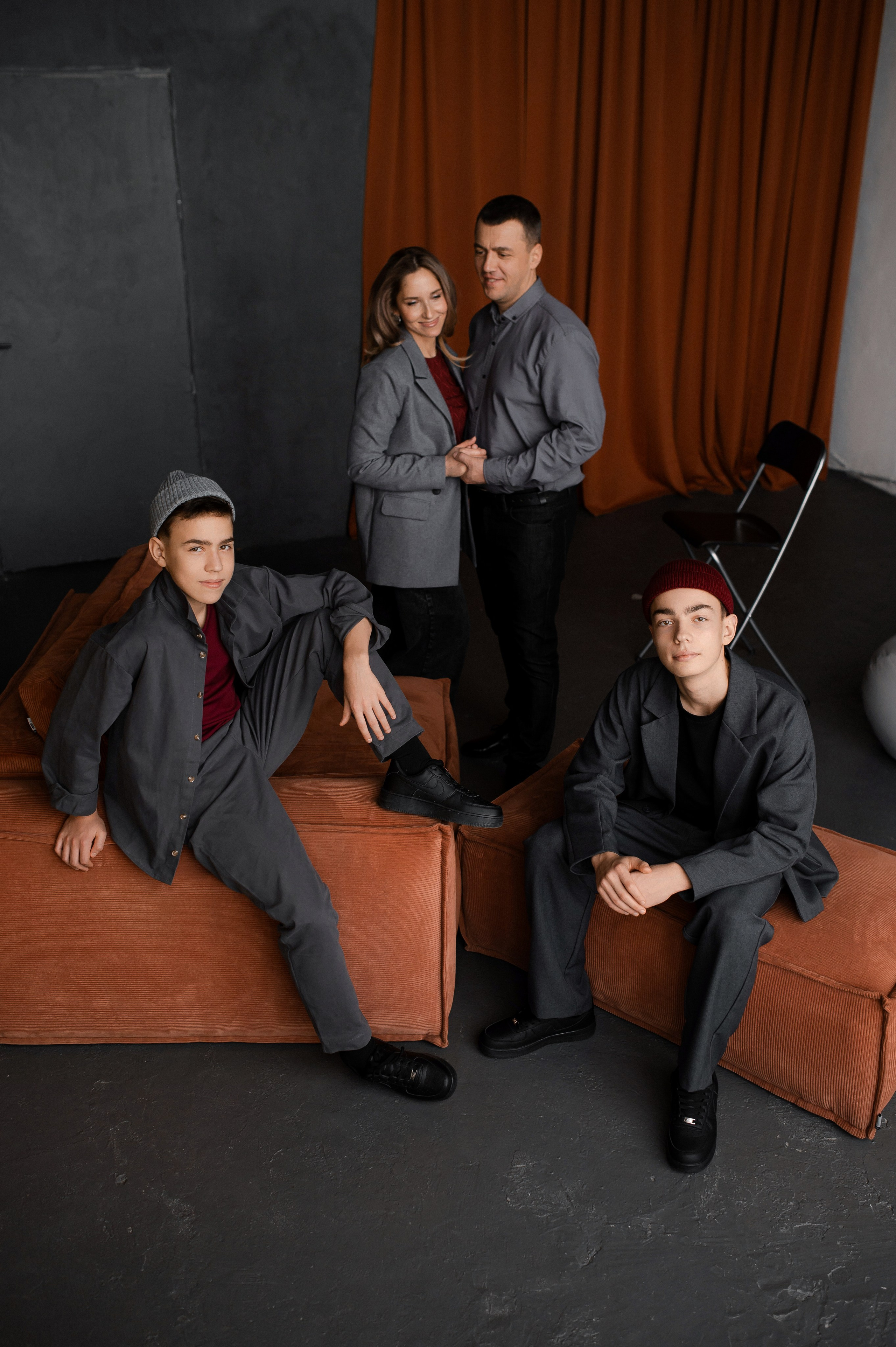 Семейная в студии. Фотограф Алексин, Тула