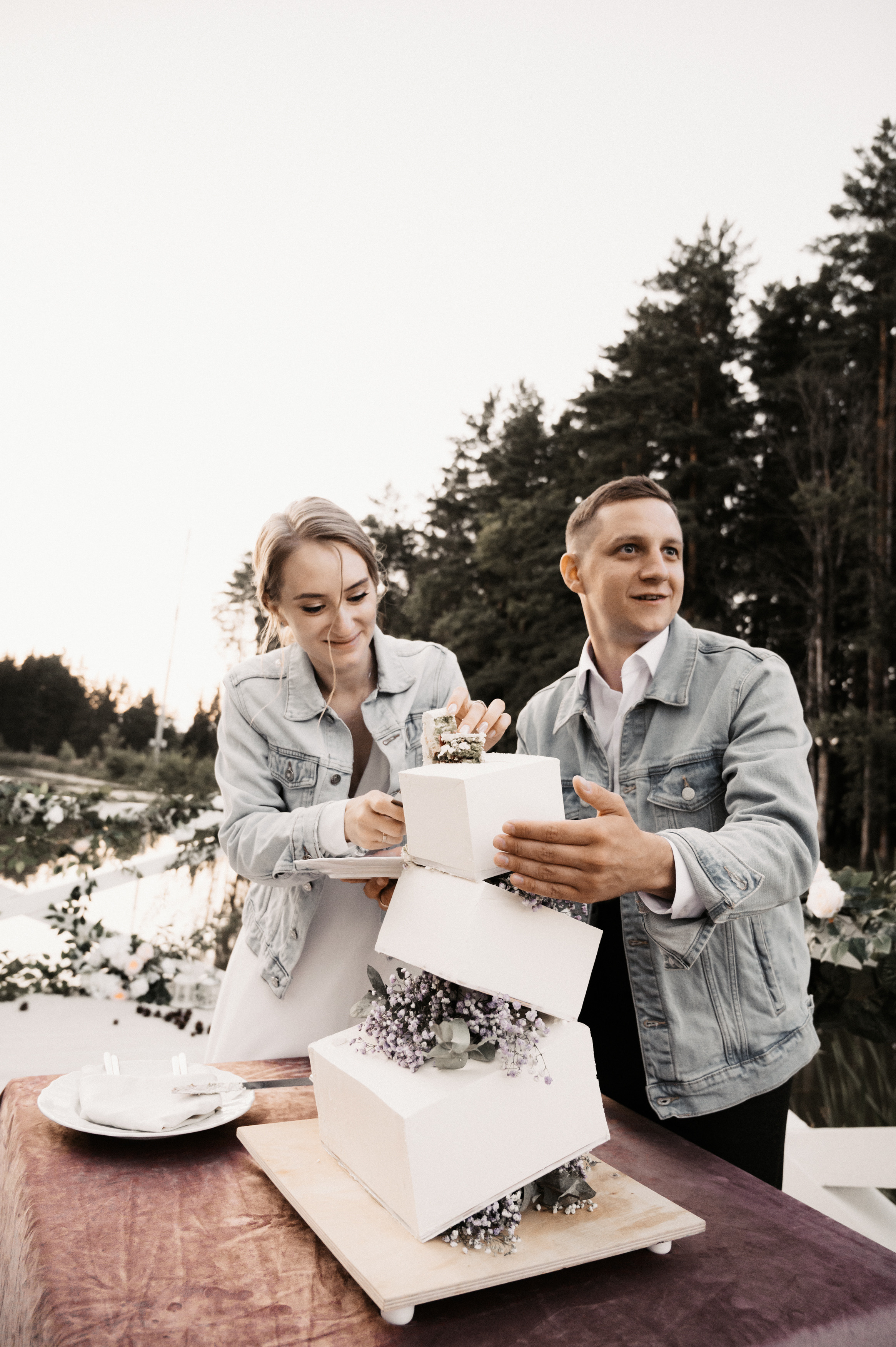 Счастье у озера. Свадебный фотограф Александр Давыдов