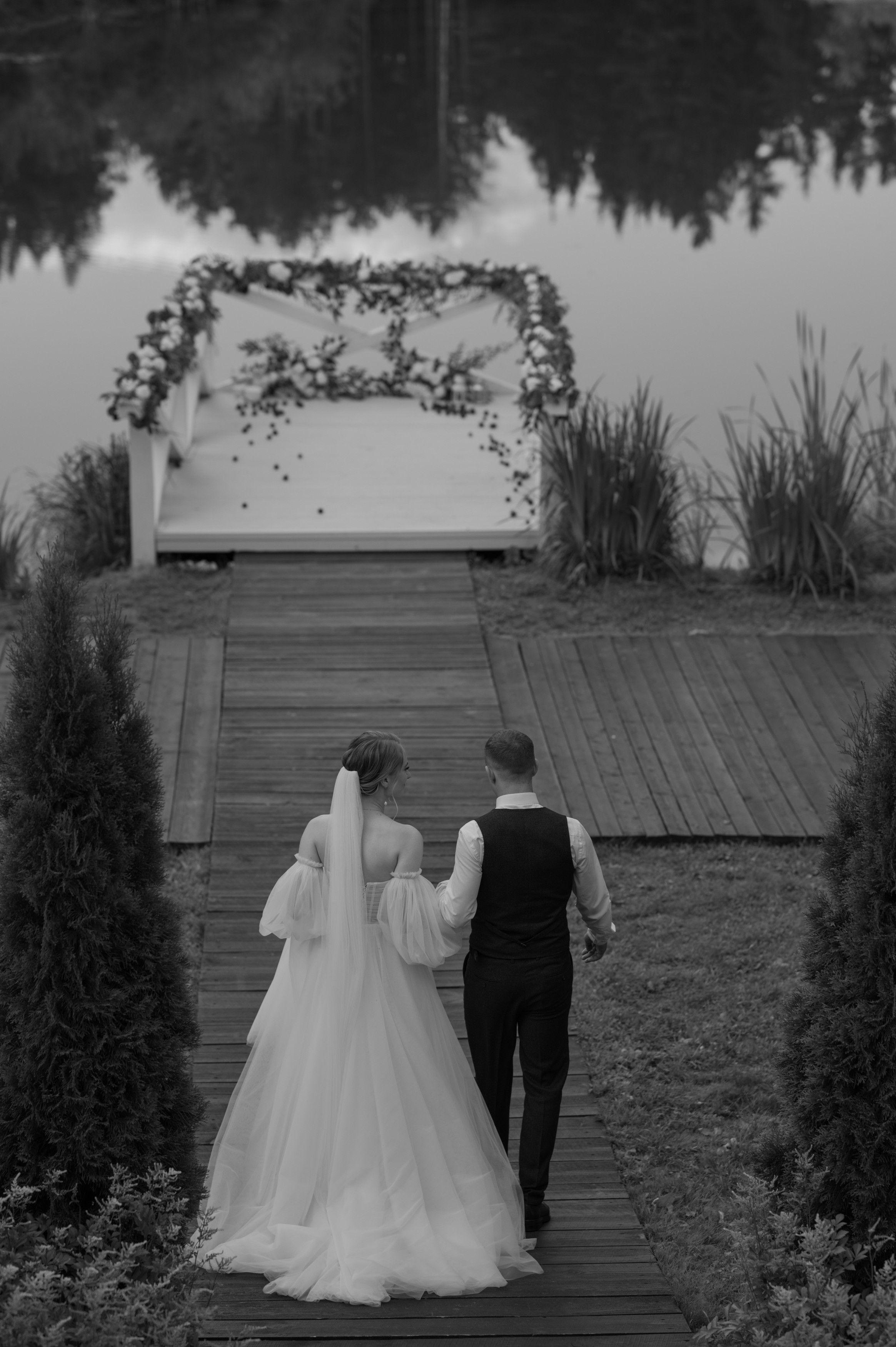 Счастье у озера. Свадебный фотограф Александр Давыдов