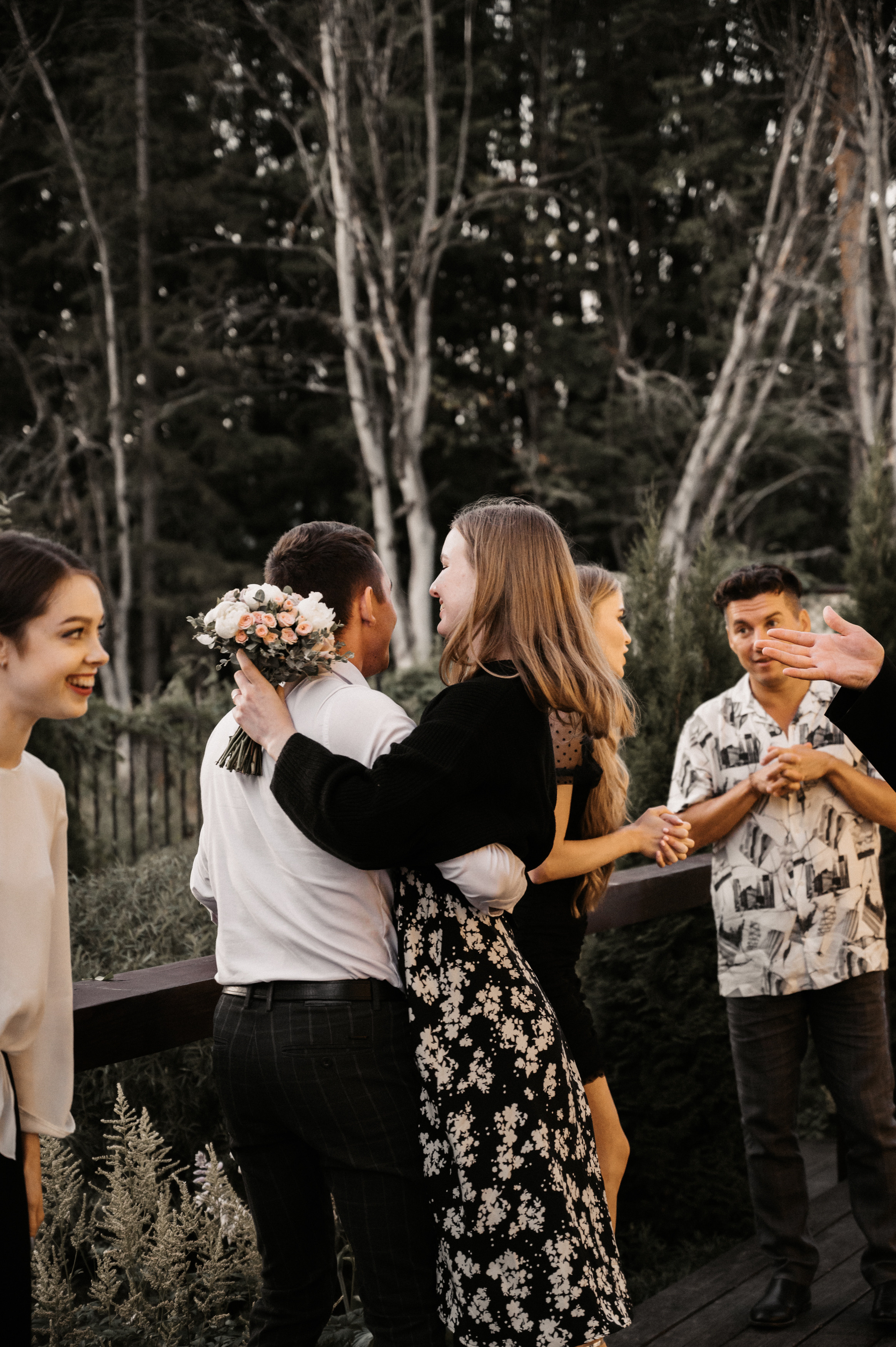 Счастье у озера. Свадебный фотограф Александр Давыдов