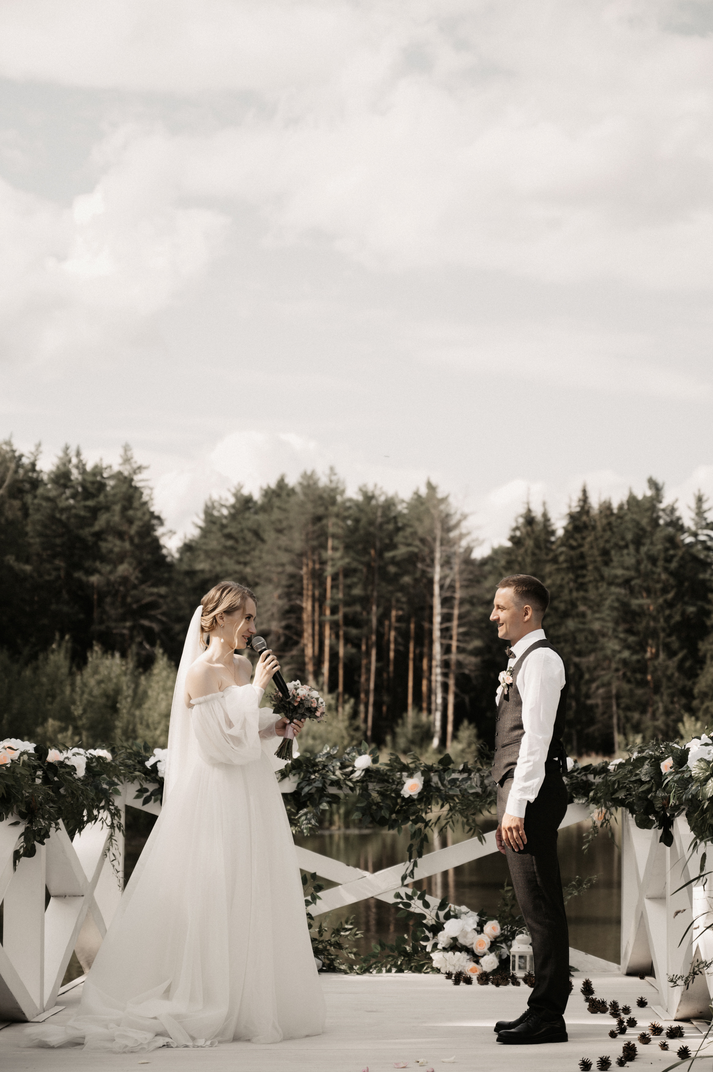 Счастье у озера. Свадебный фотограф Александр Давыдов