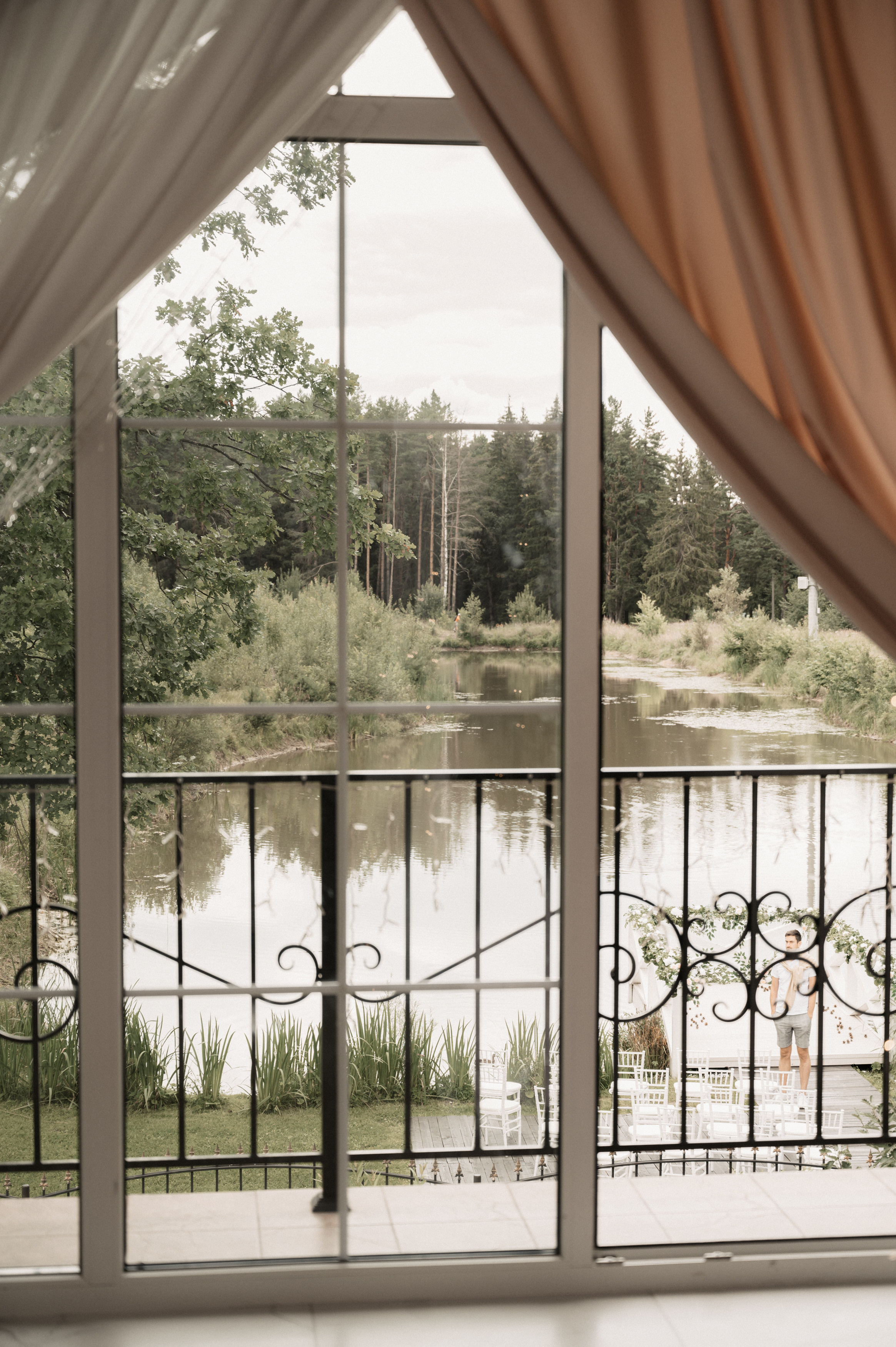 Счастье у озера. Свадебный фотограф Александр Давыдов