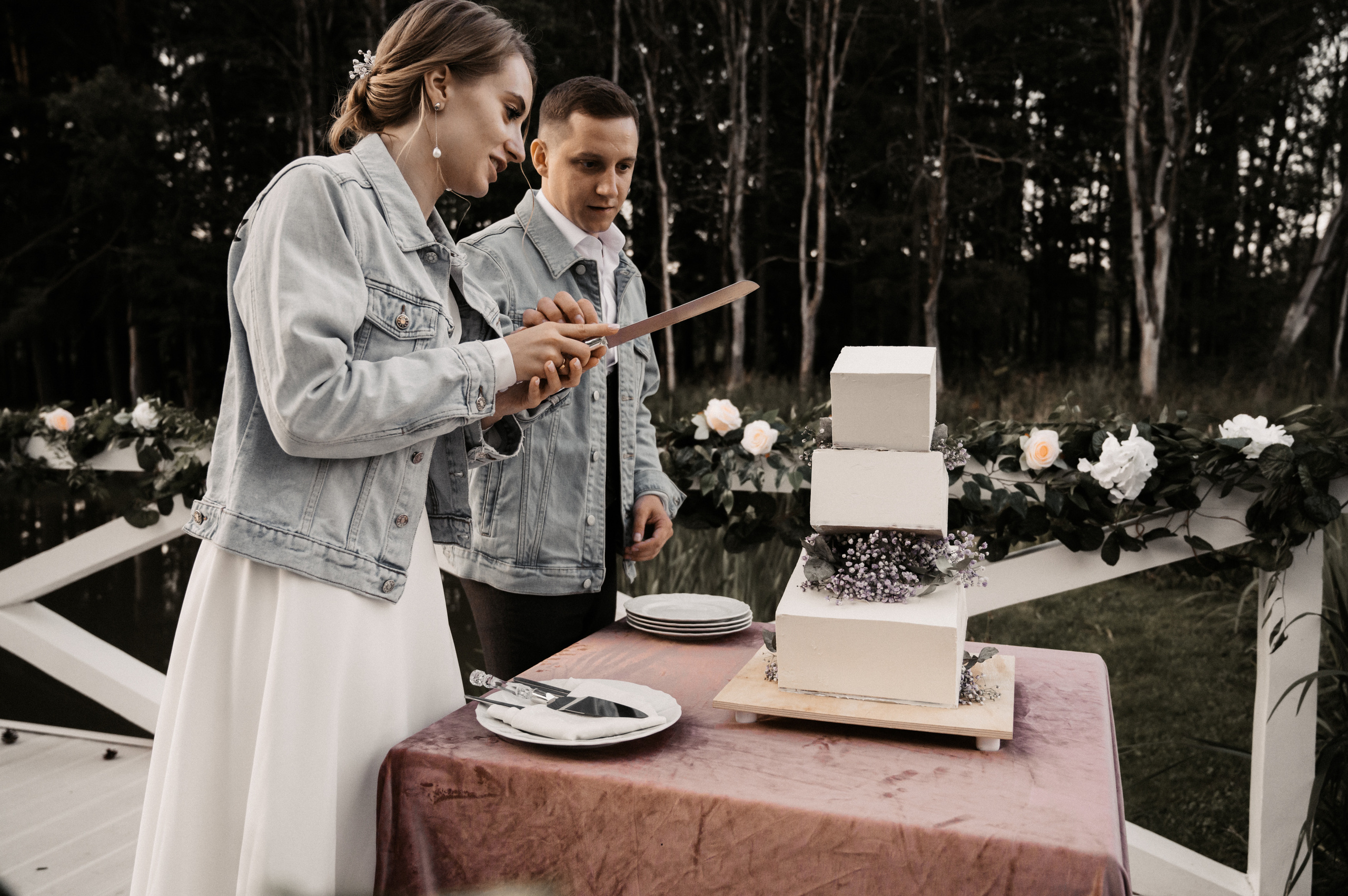 Счастье у озера. Свадебный фотограф Александр Давыдов