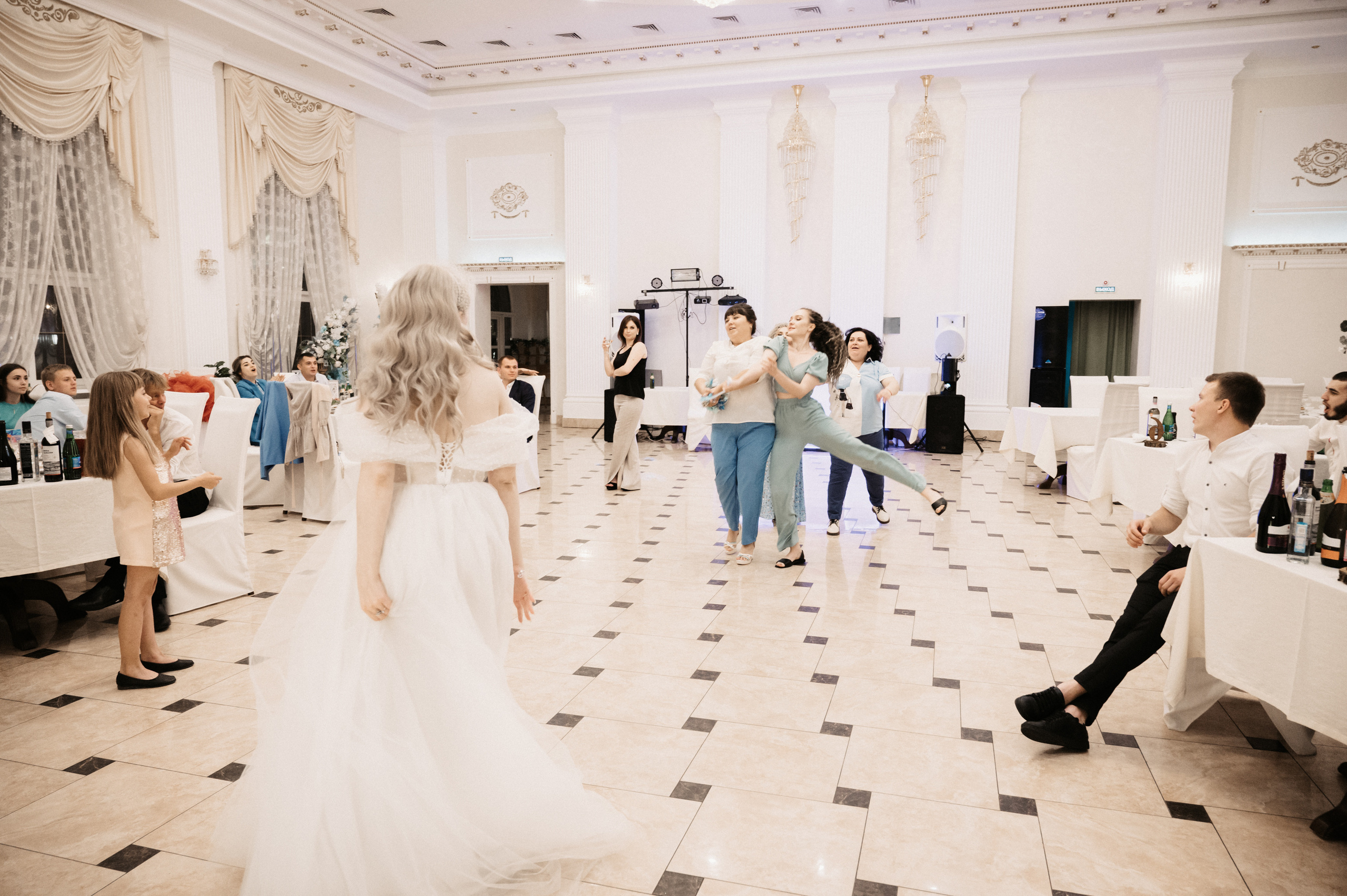 Жить в кайф. Свадебный фотограф Александр Давыдов