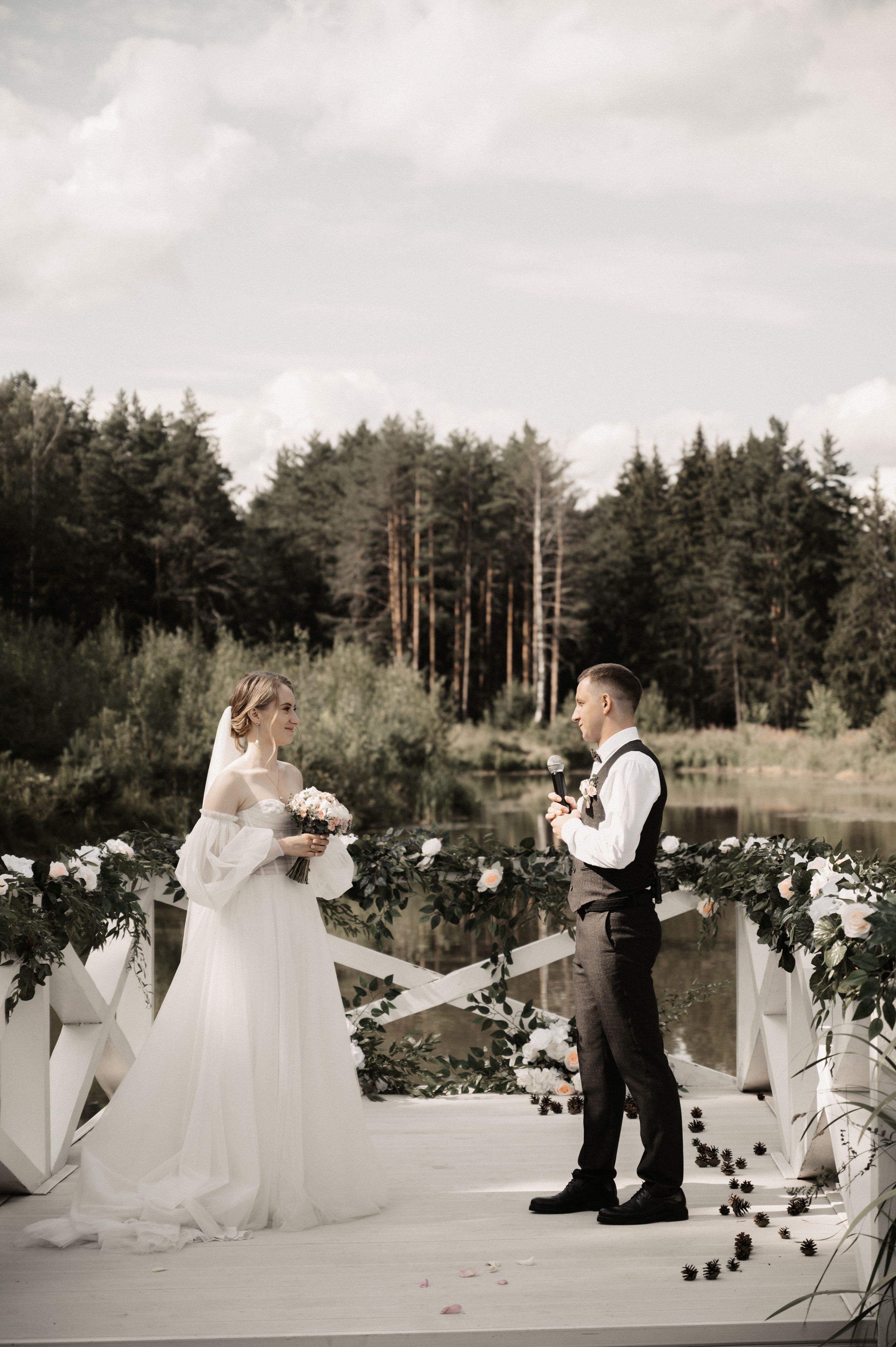 Счастье у озера. Свадебный фотограф Александр Давыдов