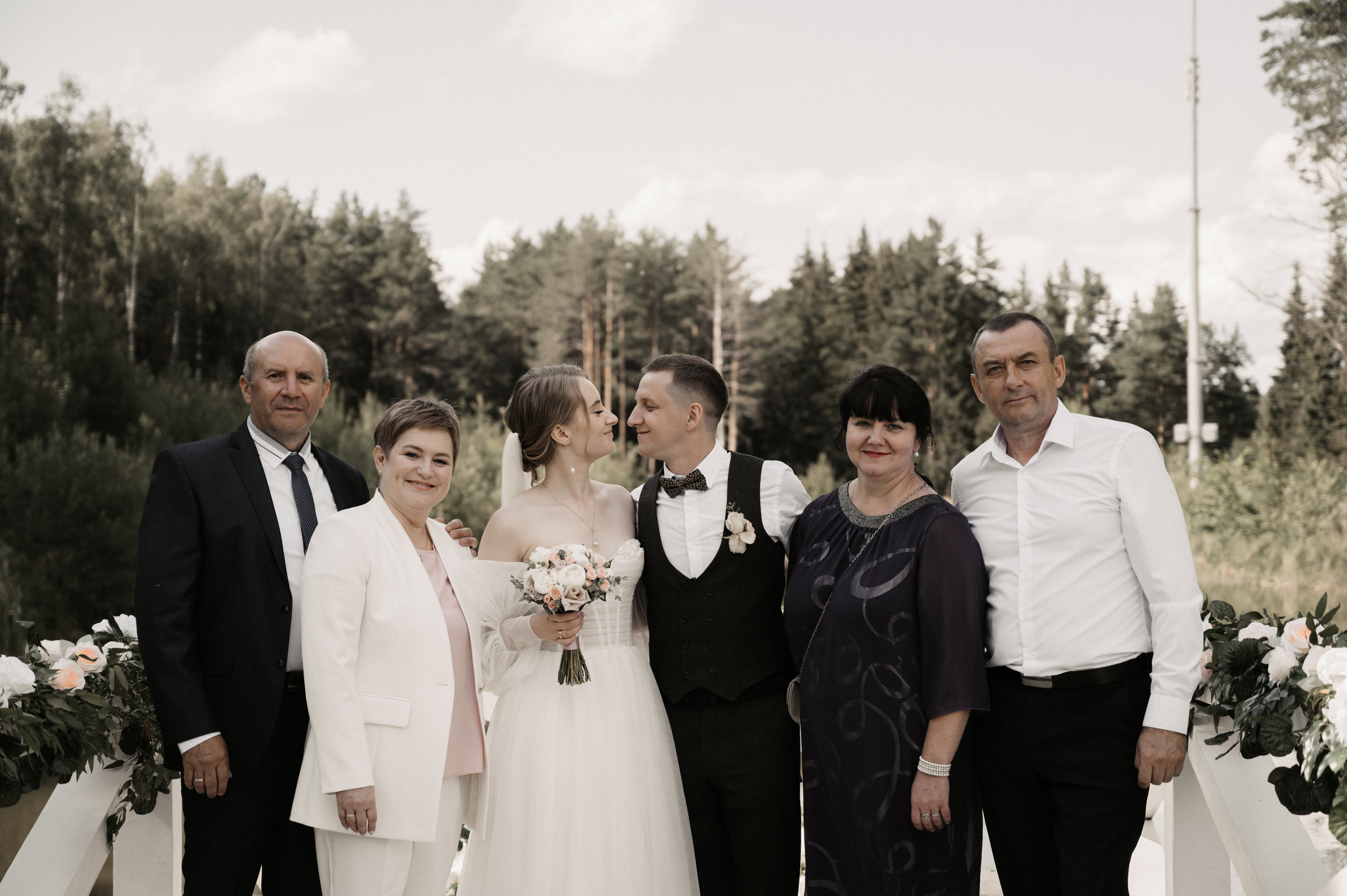 Счастье у озера. Свадебный фотограф Александр Давыдов