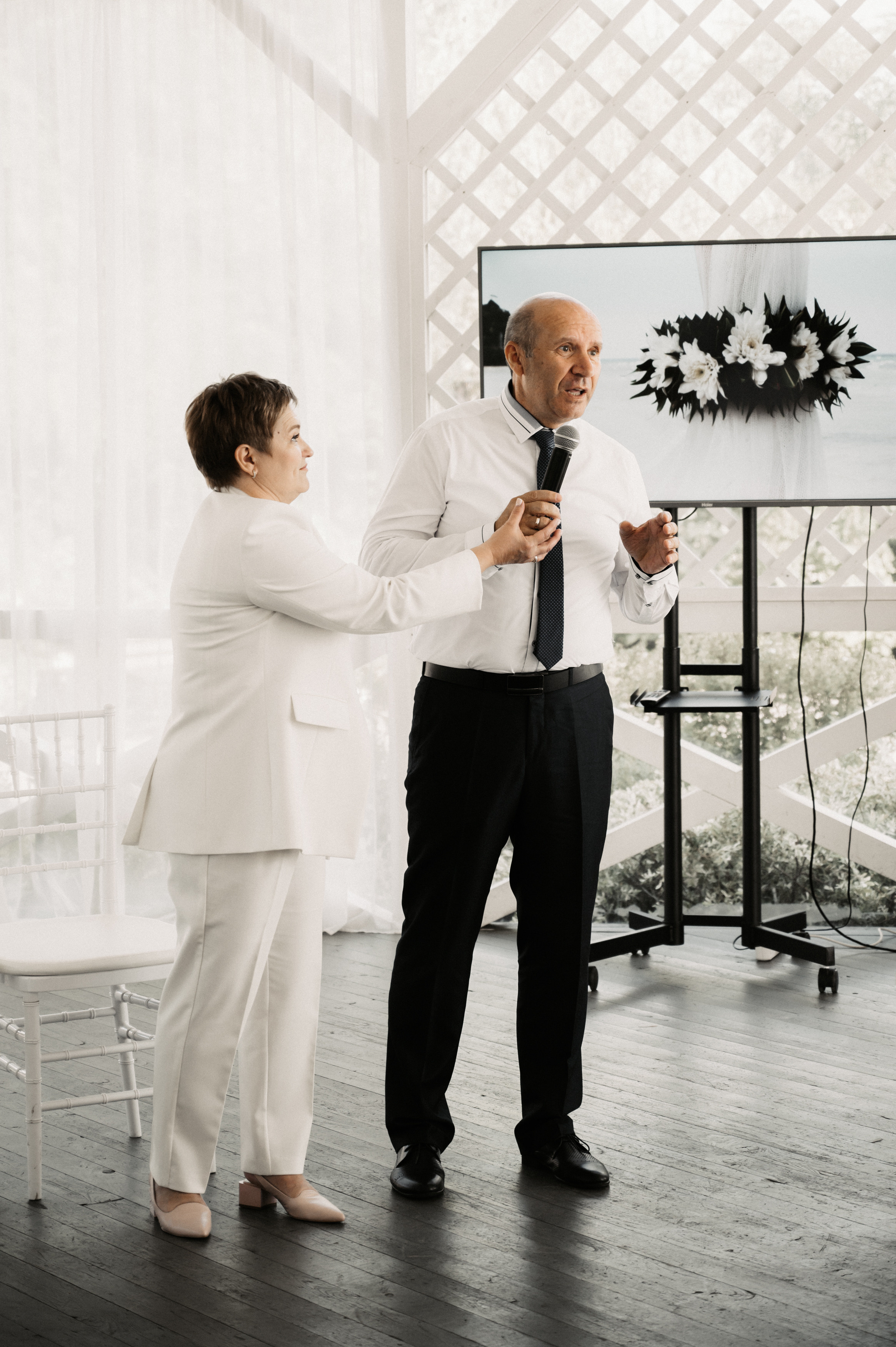 Счастье у озера. Свадебный фотограф Александр Давыдов