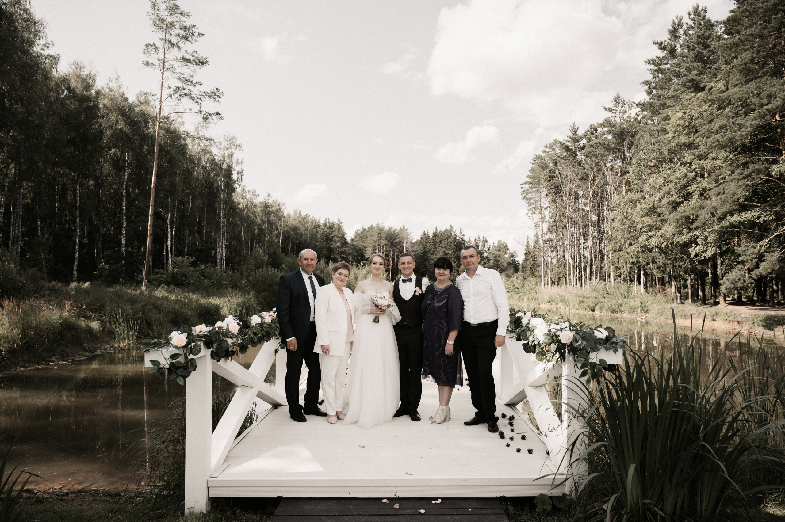 Счастье у озера. Свадебный фотограф Александр Давыдов