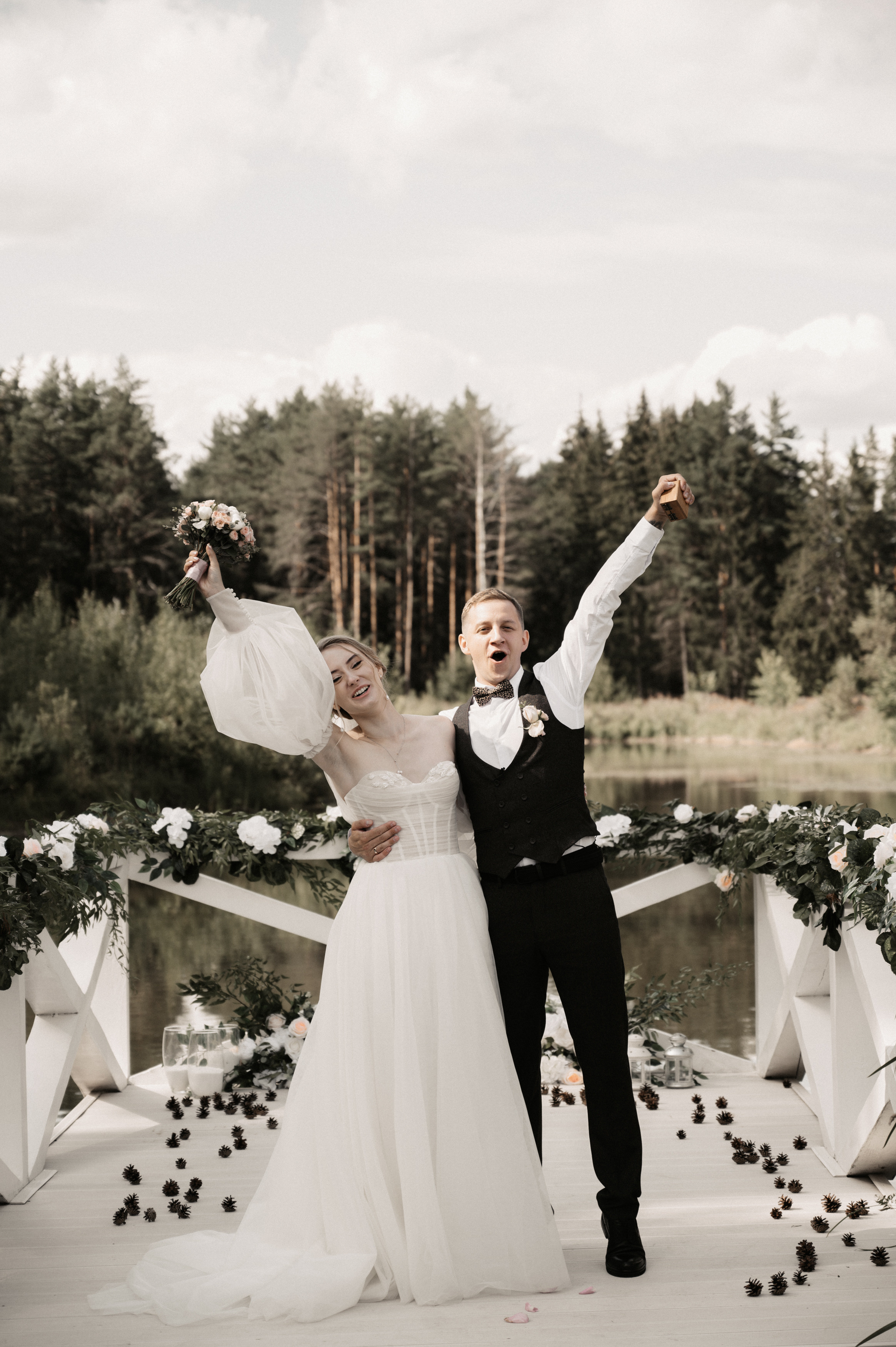 Счастье у озера. Свадебный фотограф Александр Давыдов