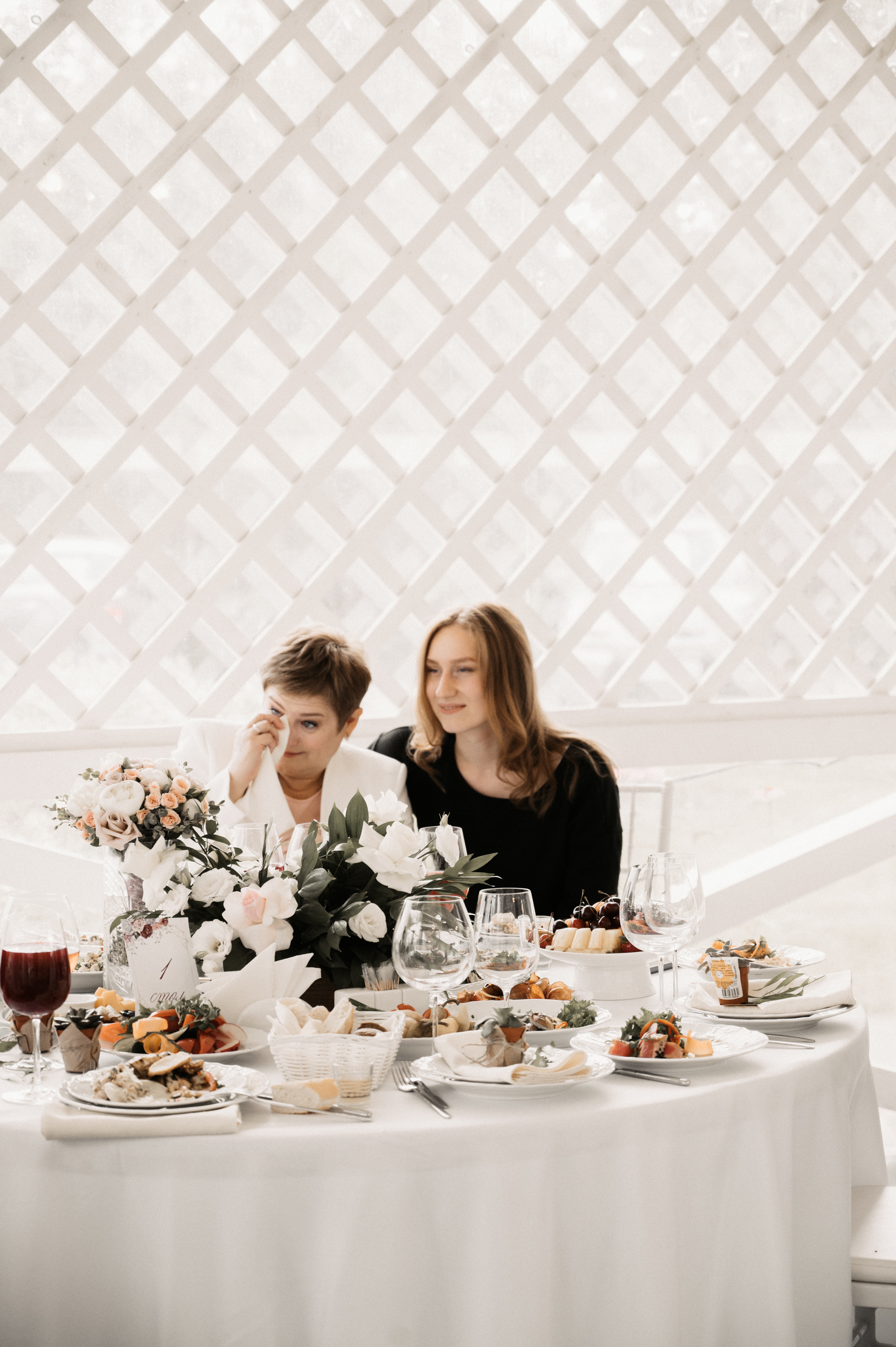 Счастье у озера. Свадебный фотограф Александр Давыдов