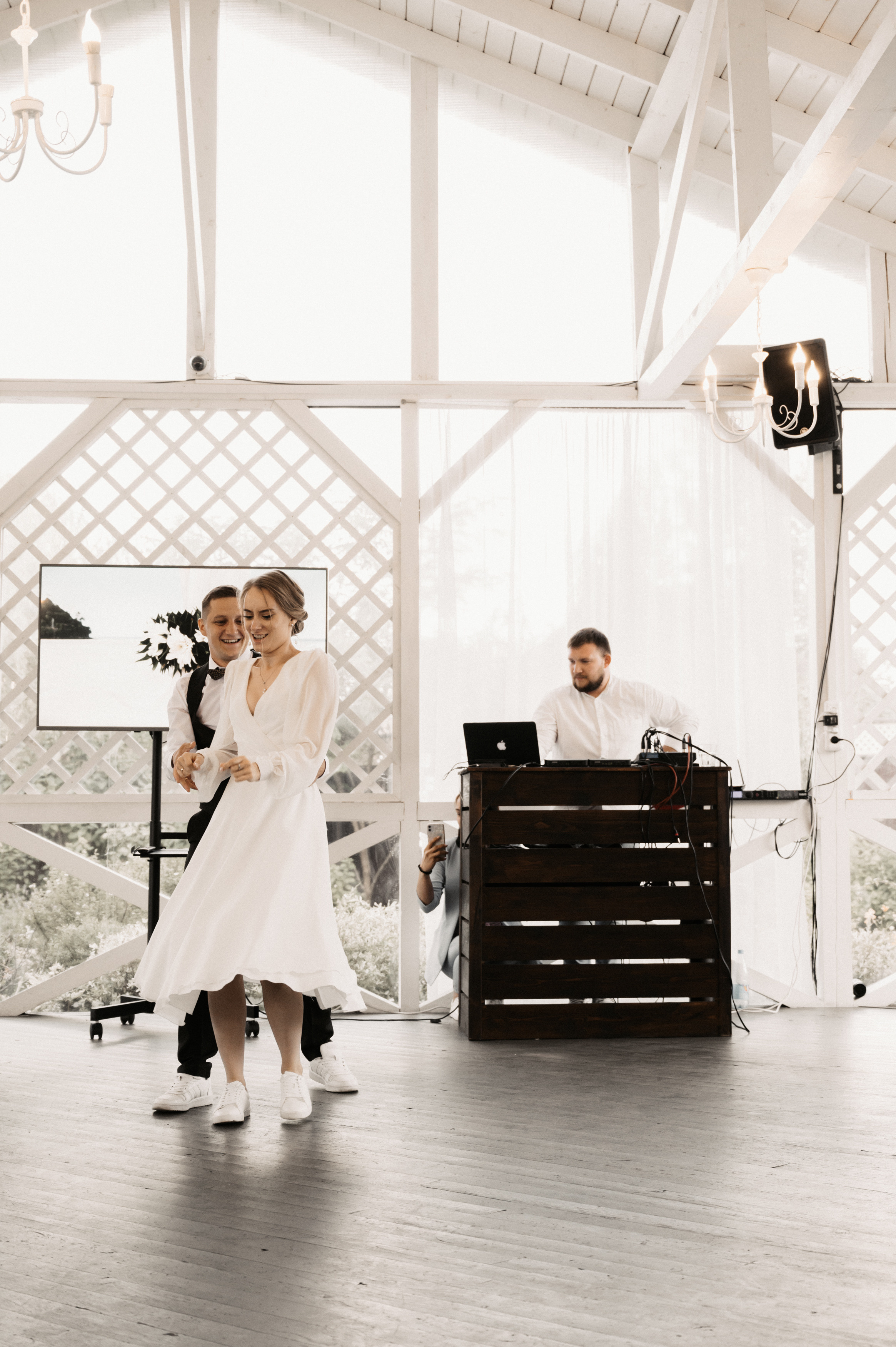 Счастье у озера. Свадебный фотограф Александр Давыдов