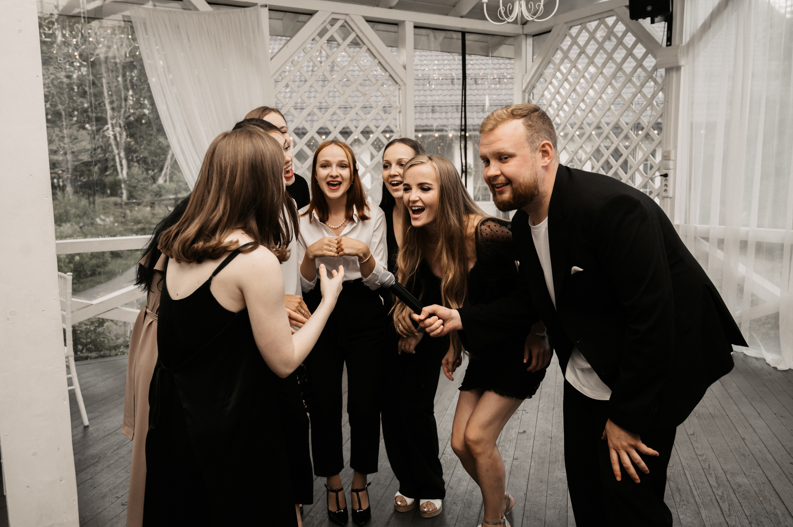 Счастье у озера. Свадебный фотограф Александр Давыдов