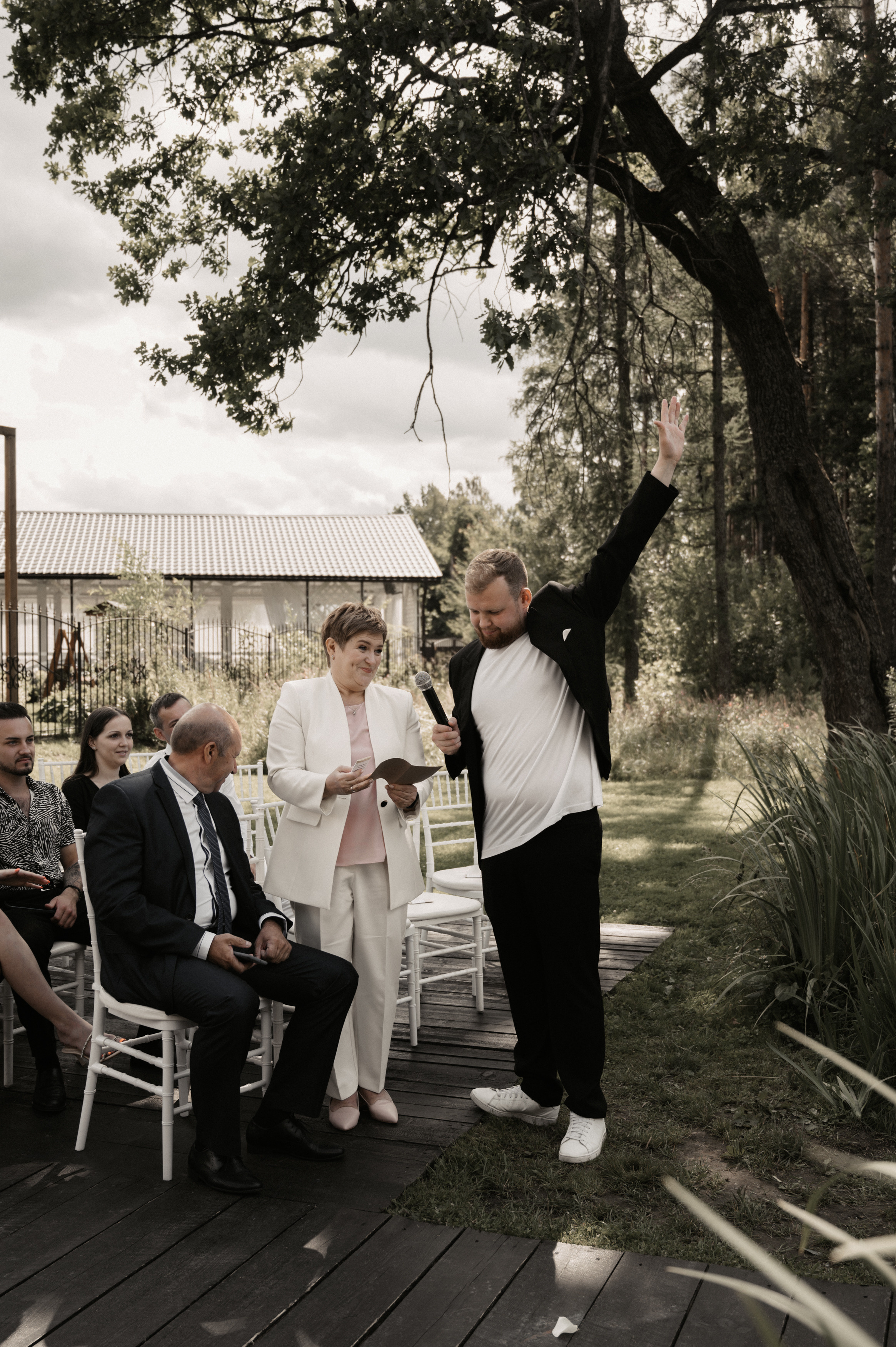 Счастье у озера. Свадебный фотограф Александр Давыдов