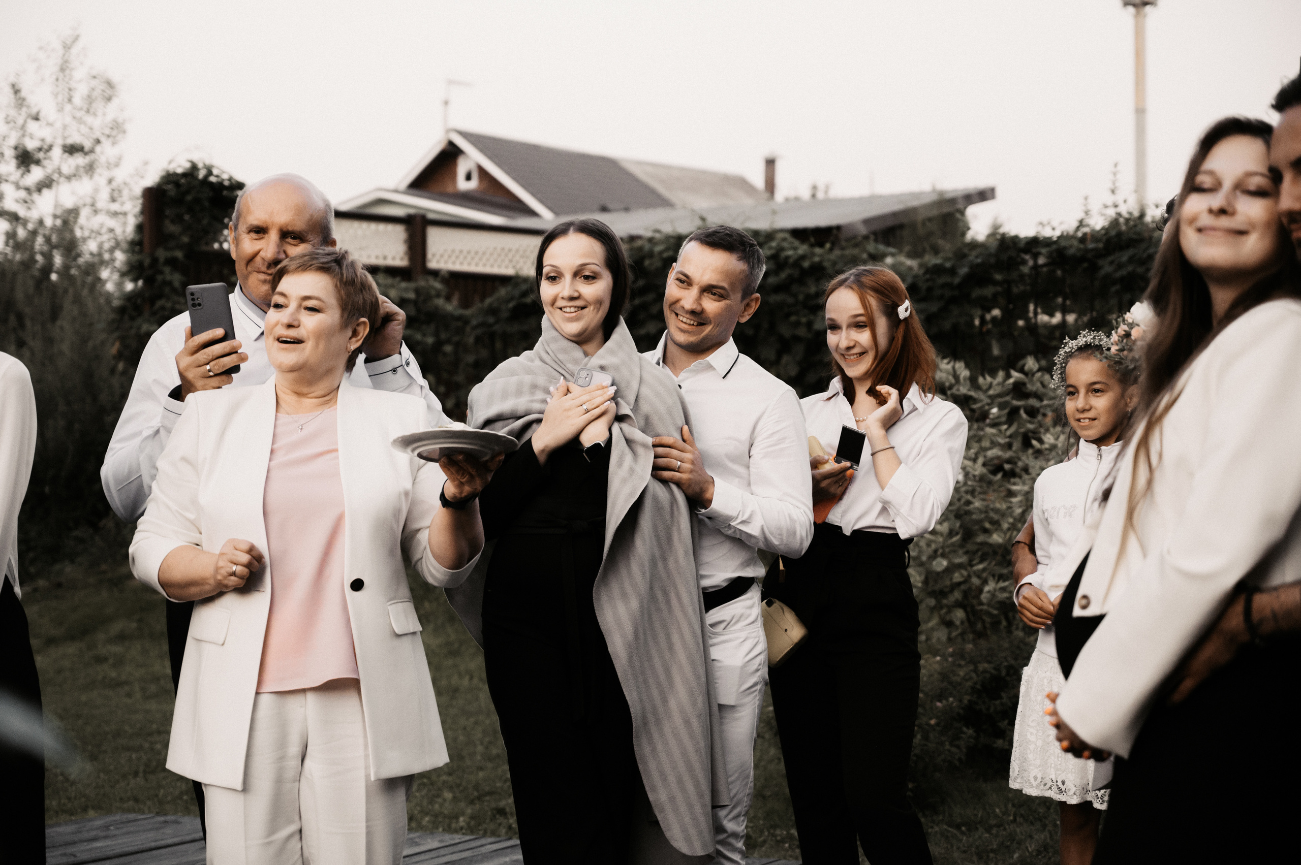 Счастье у озера. Свадебный фотограф Александр Давыдов