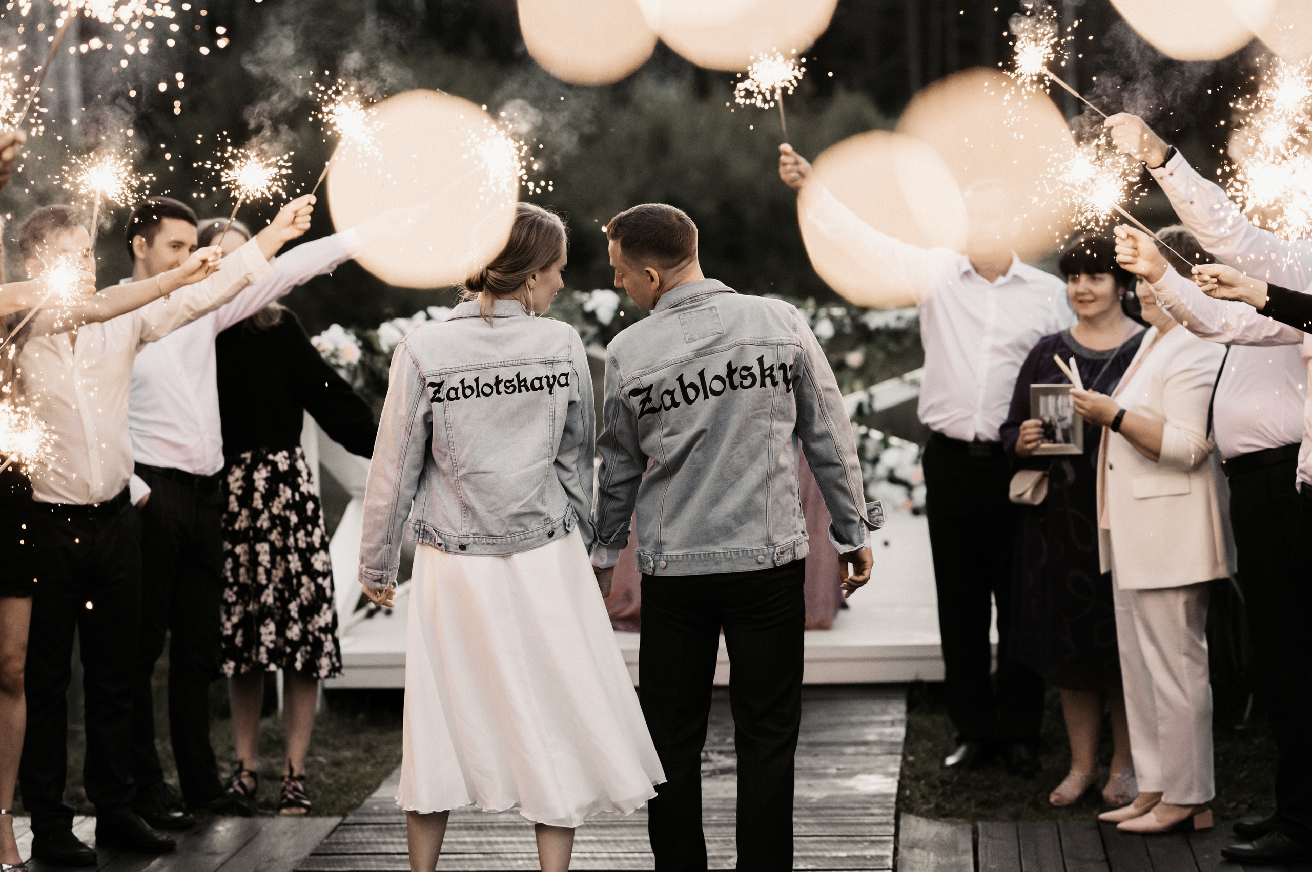 Счастье у озера. Свадебный фотограф Александр Давыдов