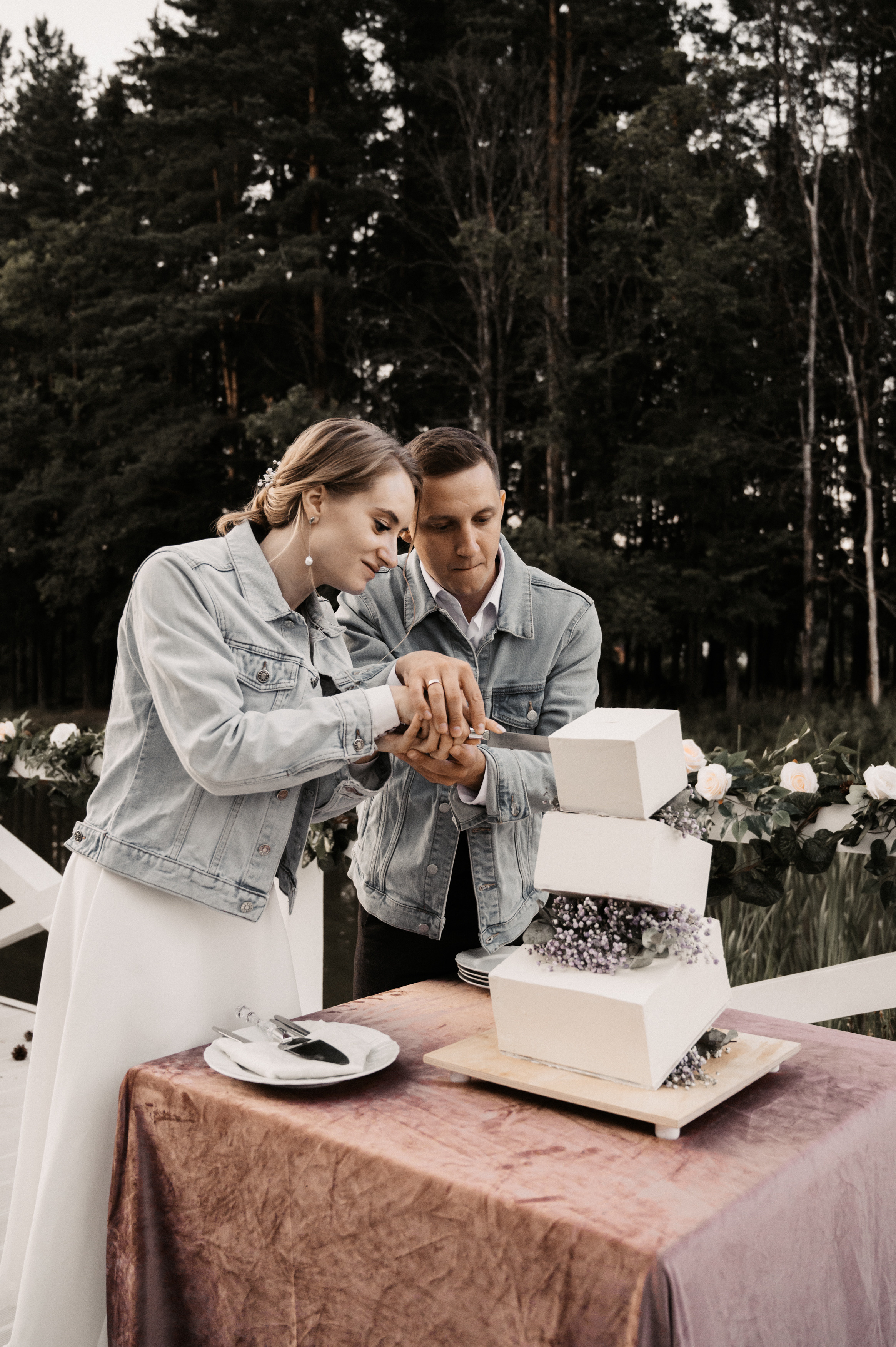 Счастье у озера. Свадебный фотограф Александр Давыдов