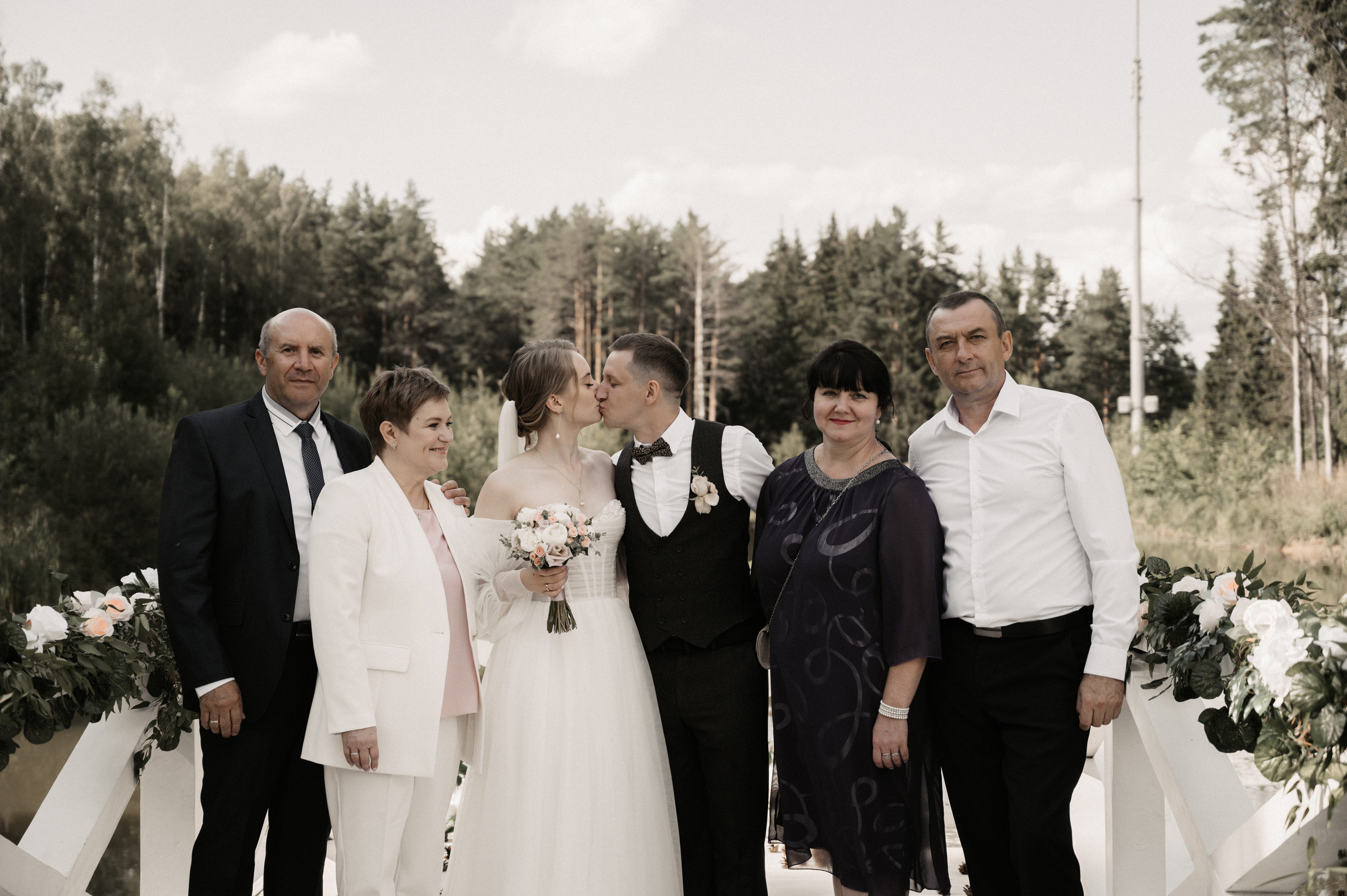 Счастье у озера. Свадебный фотограф Александр Давыдов